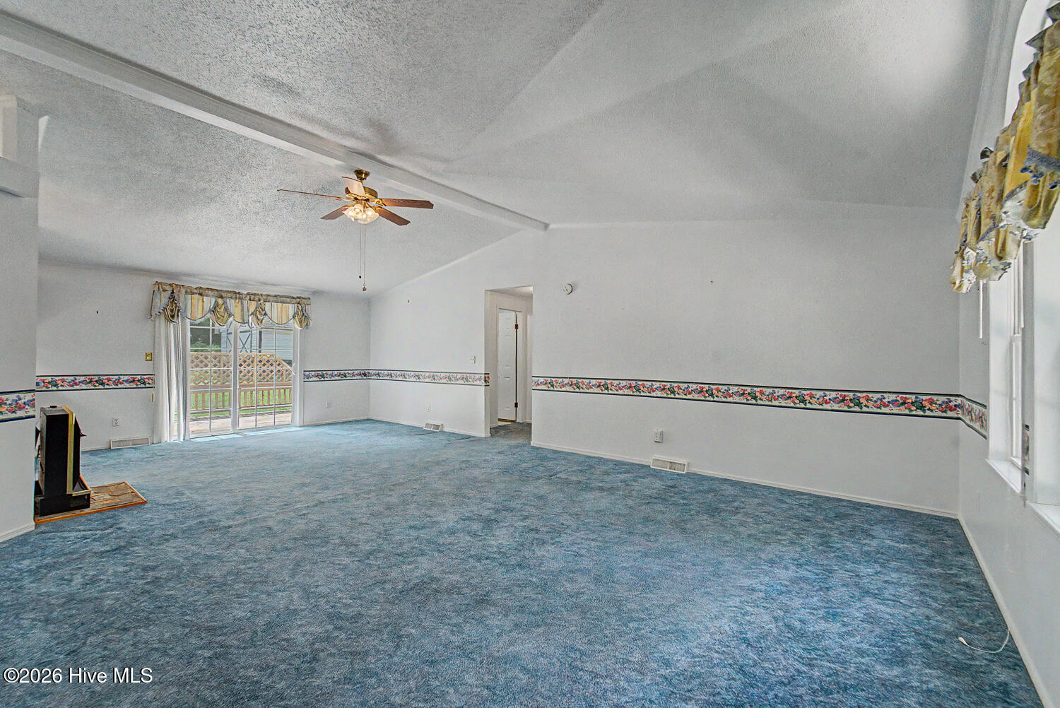 394 Anderson Road Property Photo 7