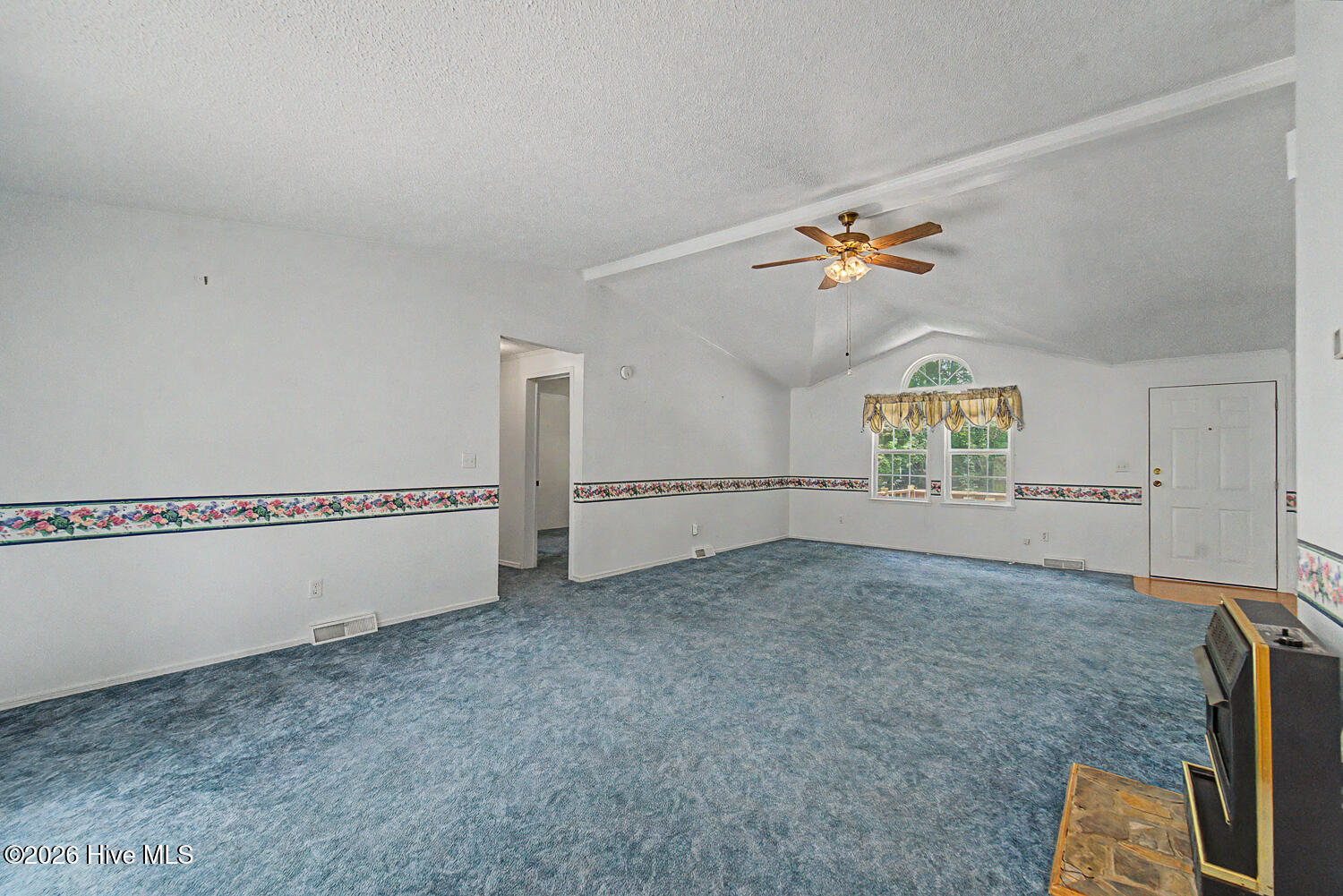 394 Anderson Road Property Photo 10