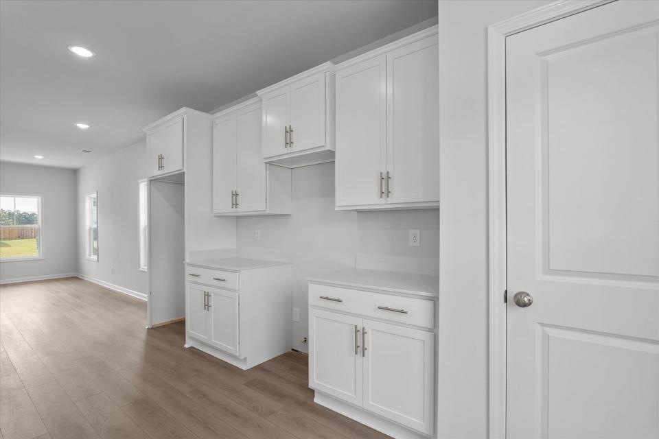 7070 Mongolian Oak Drive Nw Property Photo 9
