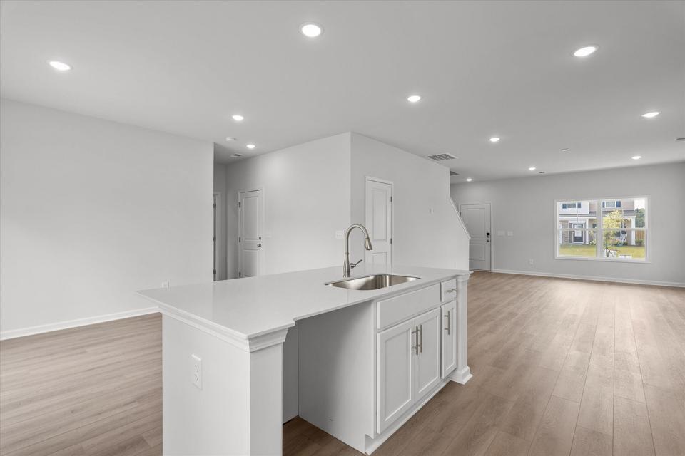 7070 Mongolian Oak Drive Nw Property Photo 10