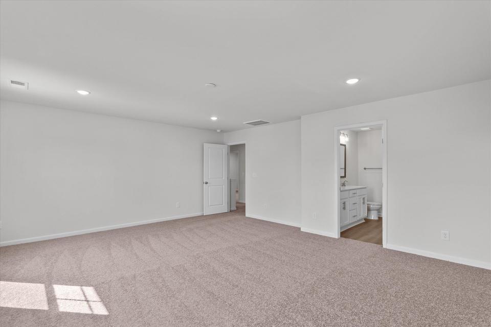 7070 Mongolian Oak Drive Nw Property Photo 19