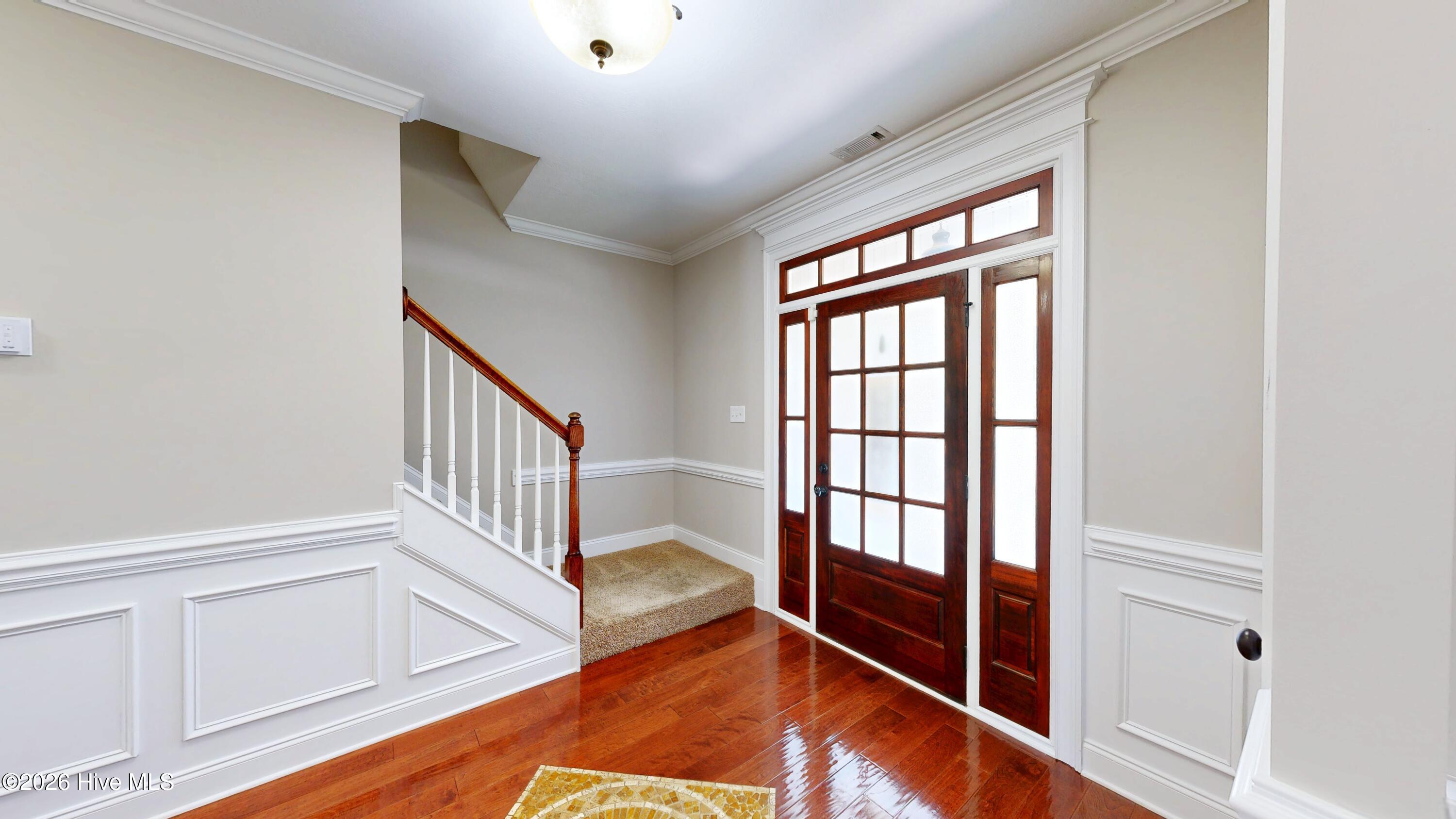 1011 Winding Trail Property Photo 8
