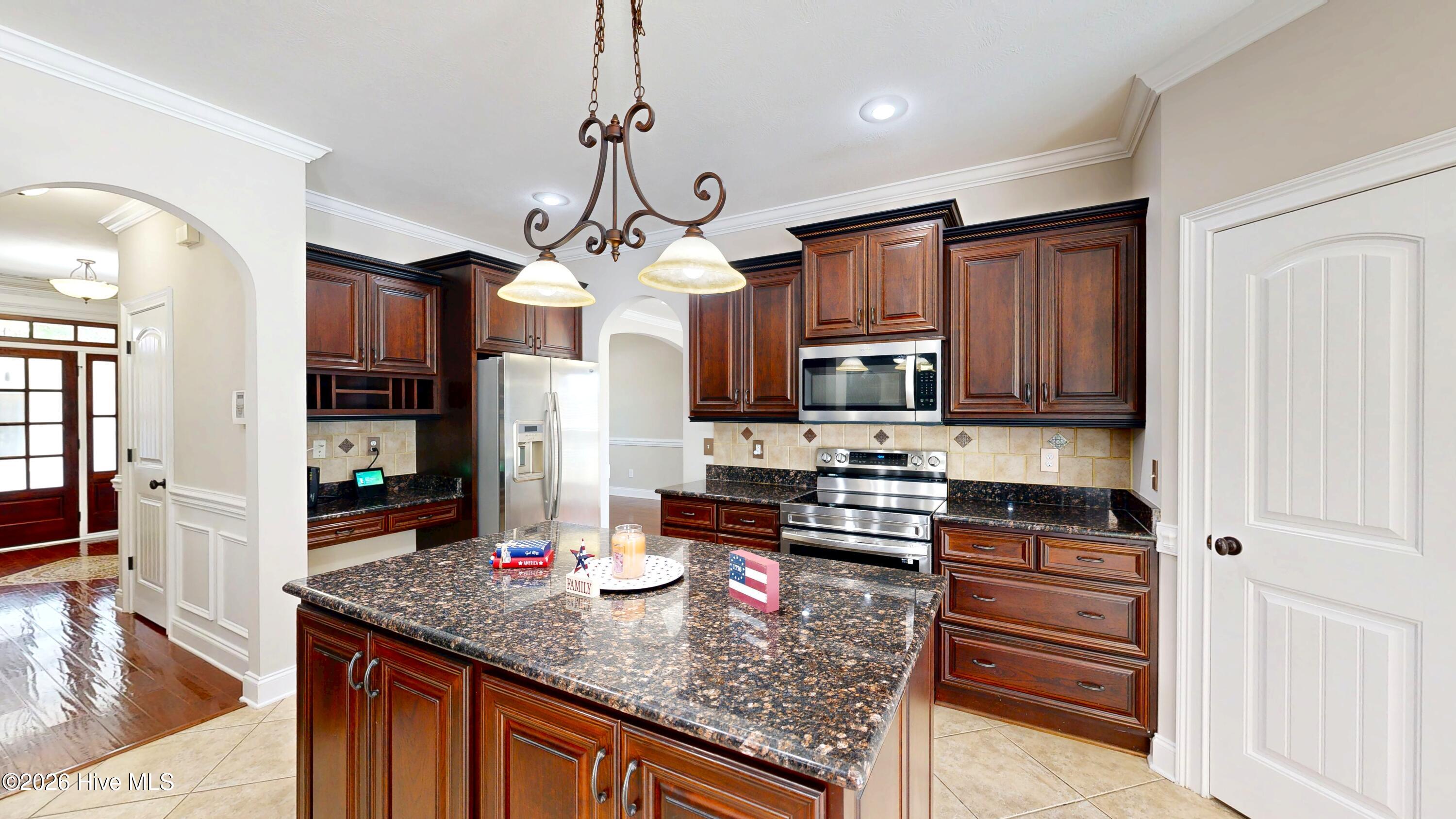 1011 Winding Trail Property Photo 18