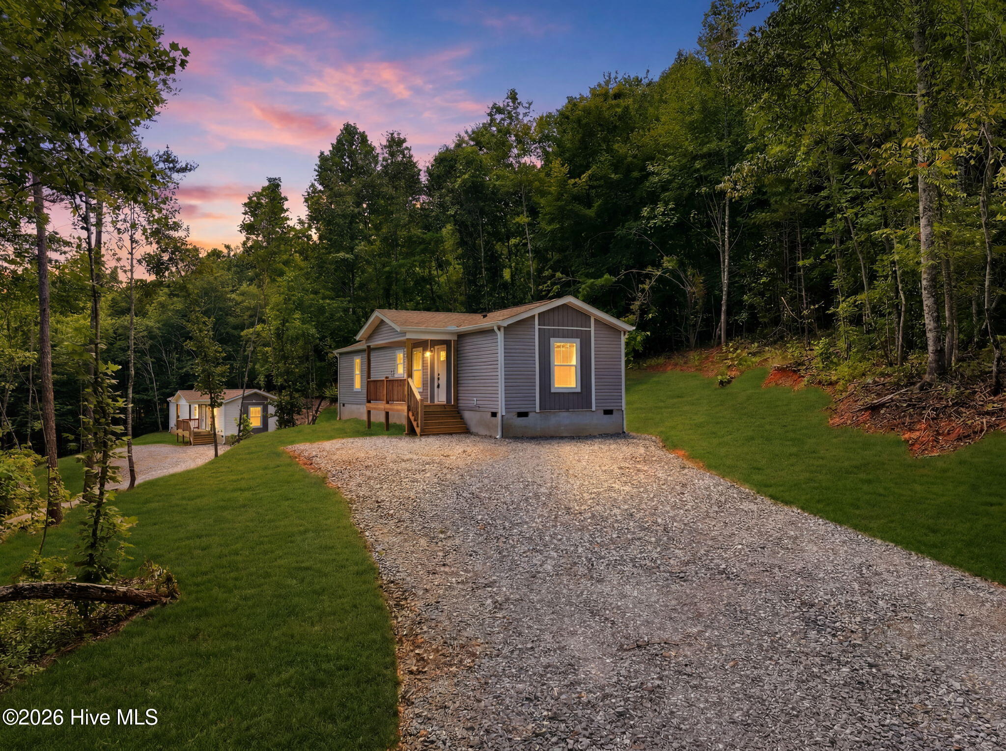 285 Loganberry Lane Property Photo 1