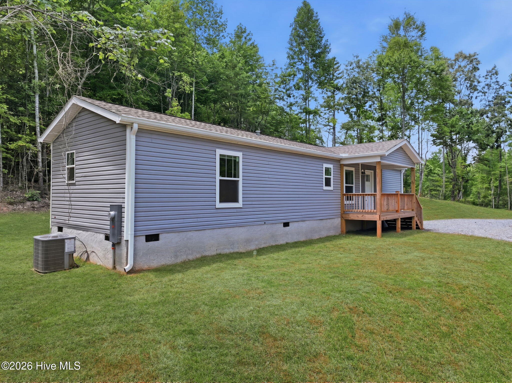 285 Loganberry Lane Property Photo 2