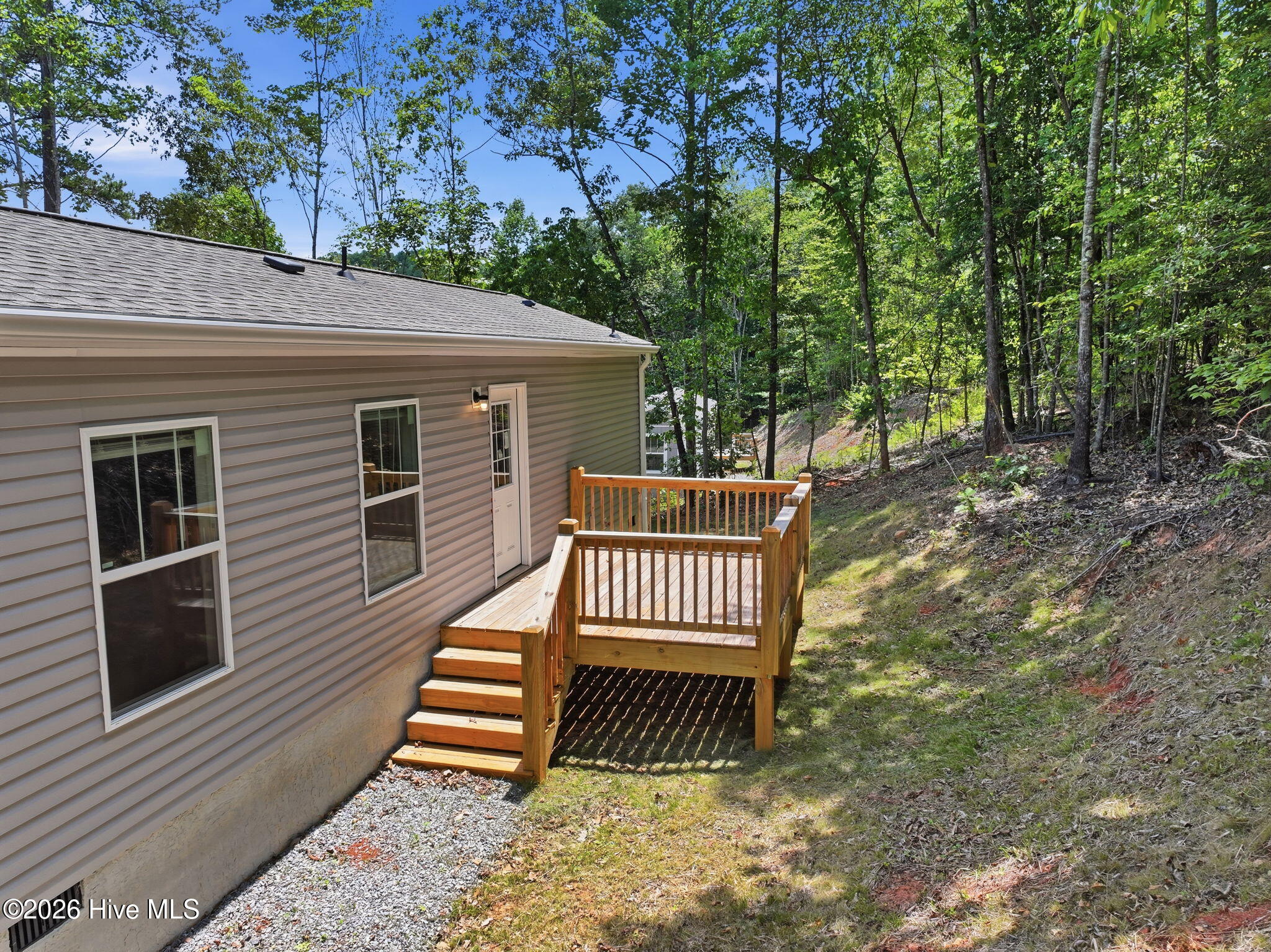 285 Loganberry Lane Property Photo 3