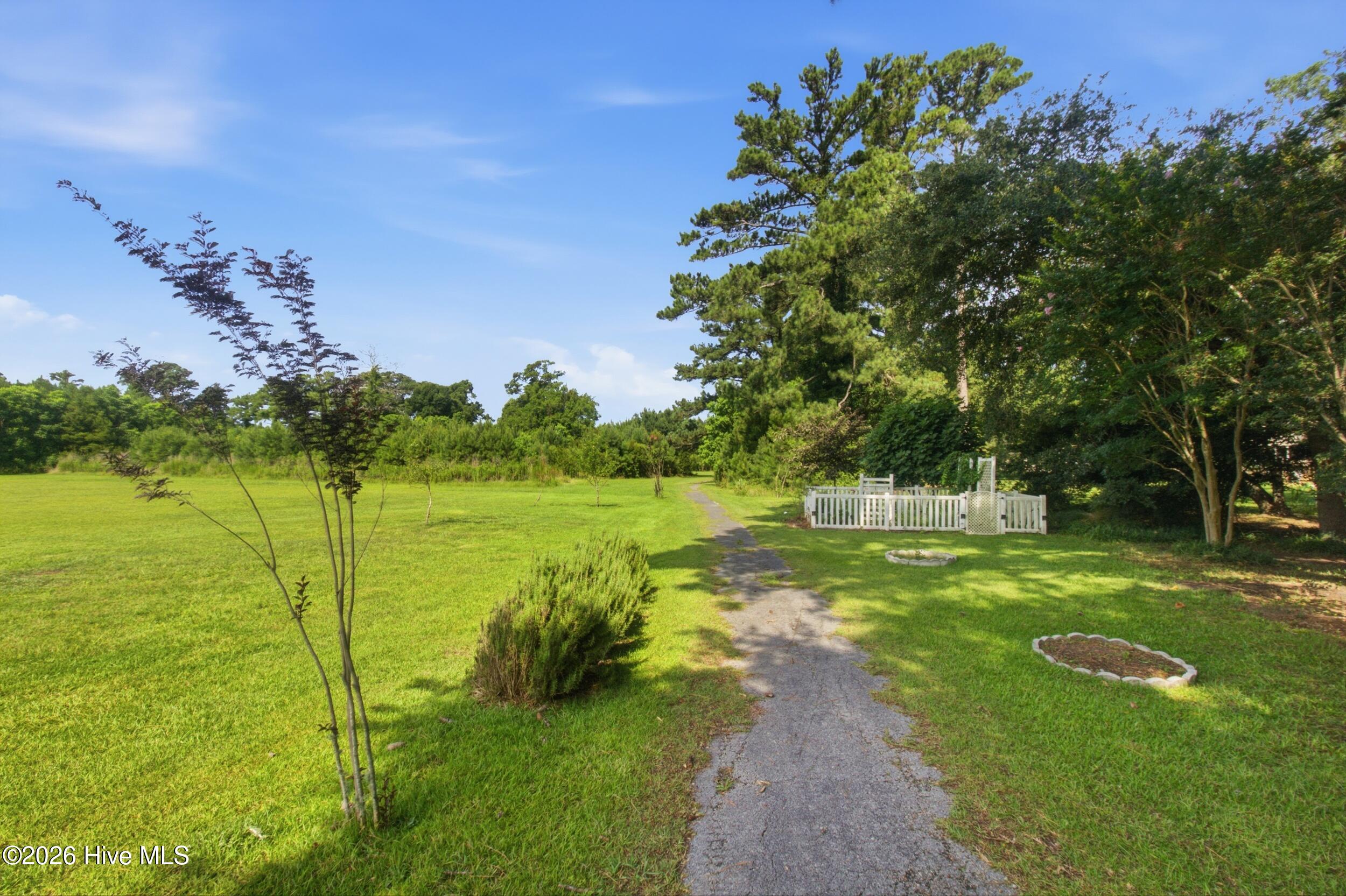 209 E Palmer Drive Property Photo 43