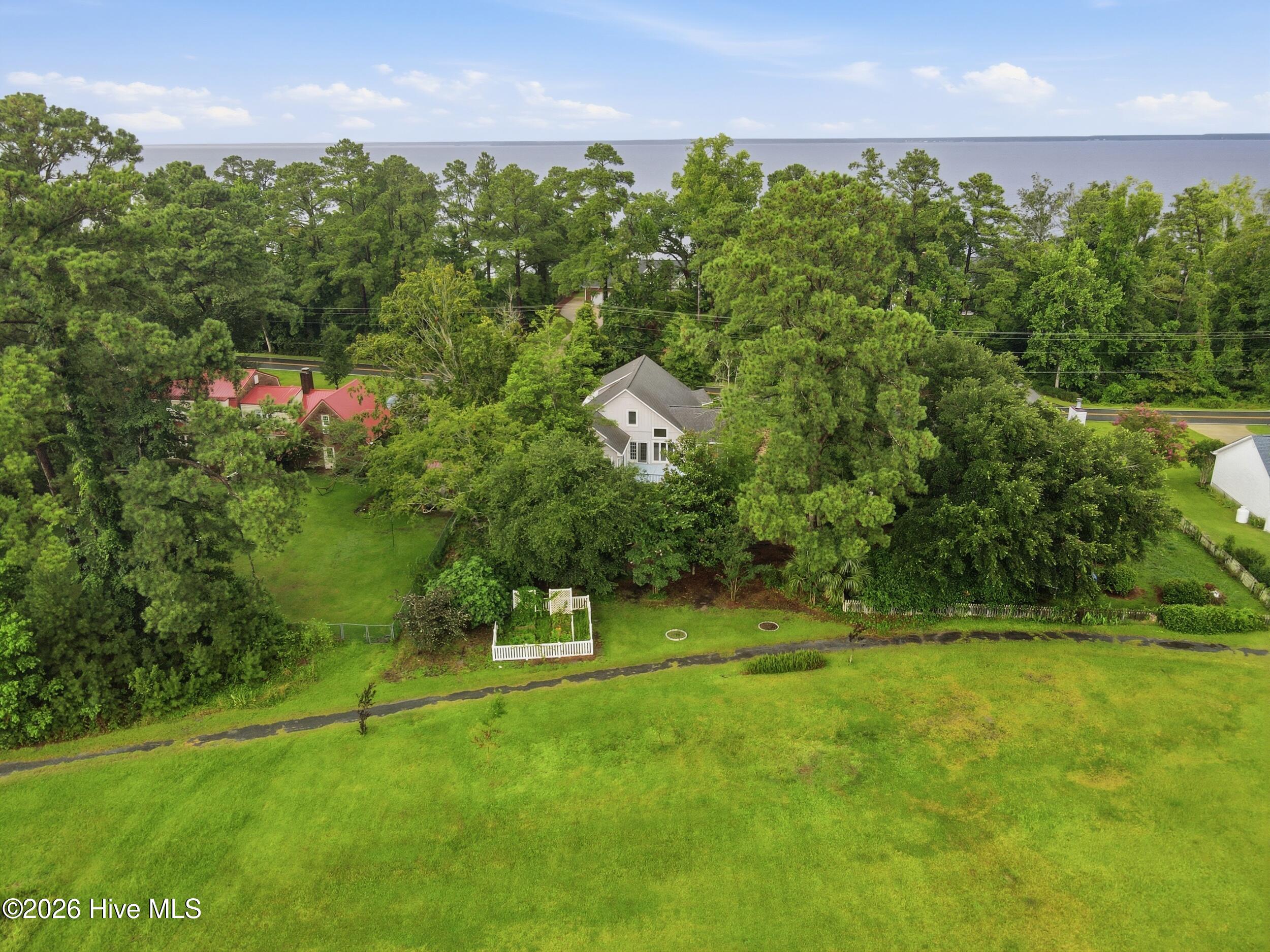 209 E Palmer Drive Property Photo 48