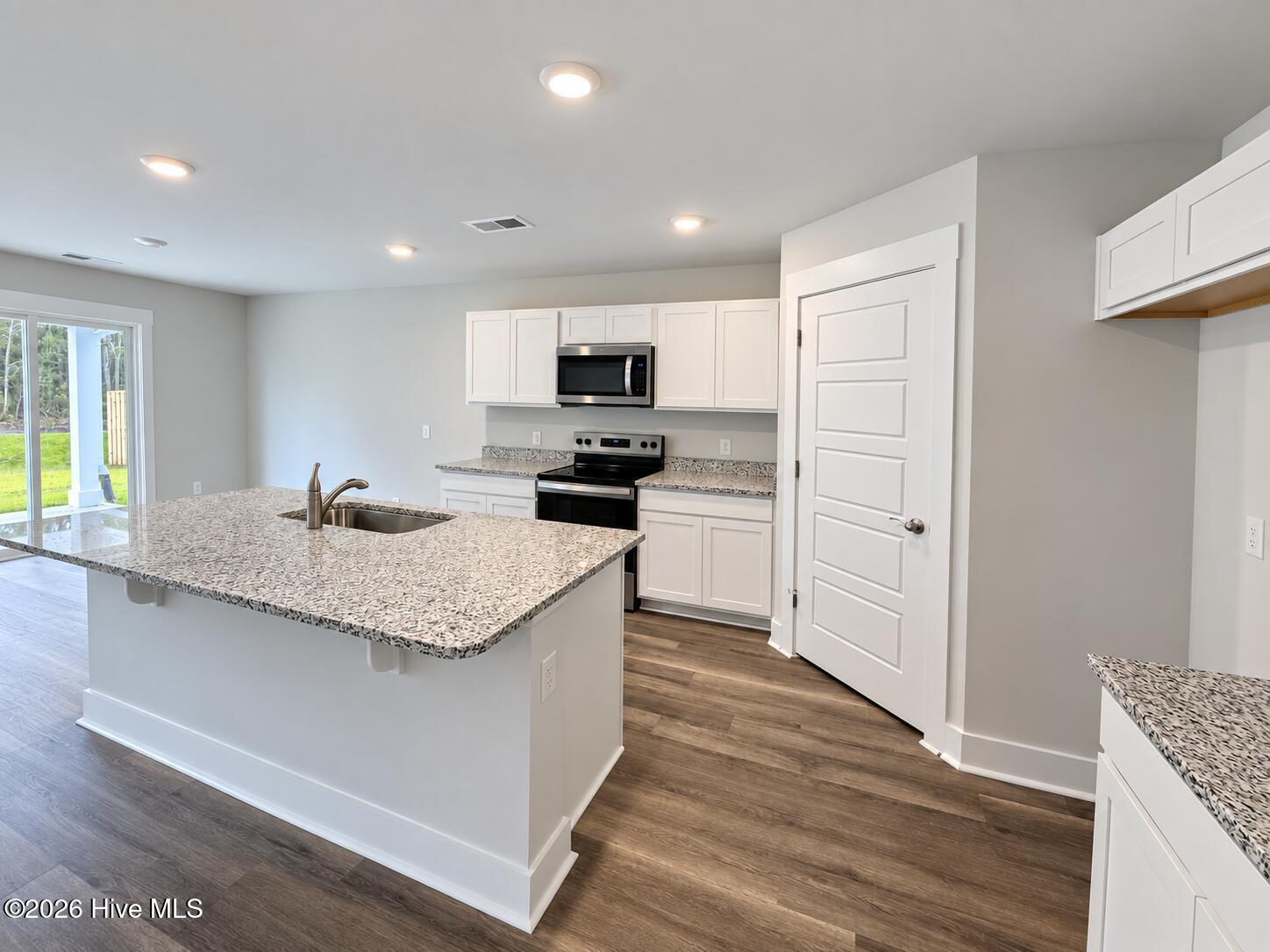 1022 Pampas Grass Drive Lot 328 Property Photo 8