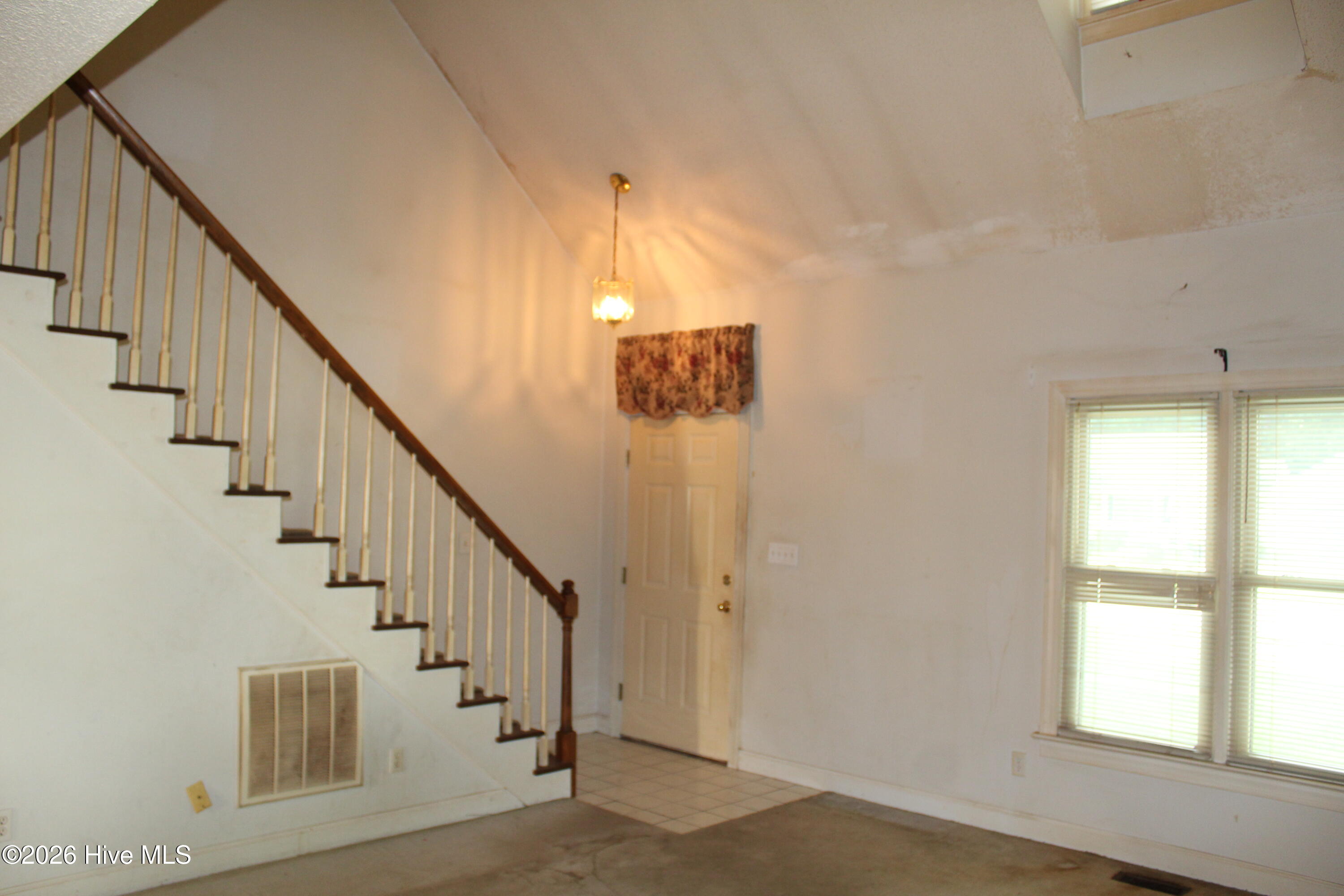 310 Jay Trail Property Photo 9