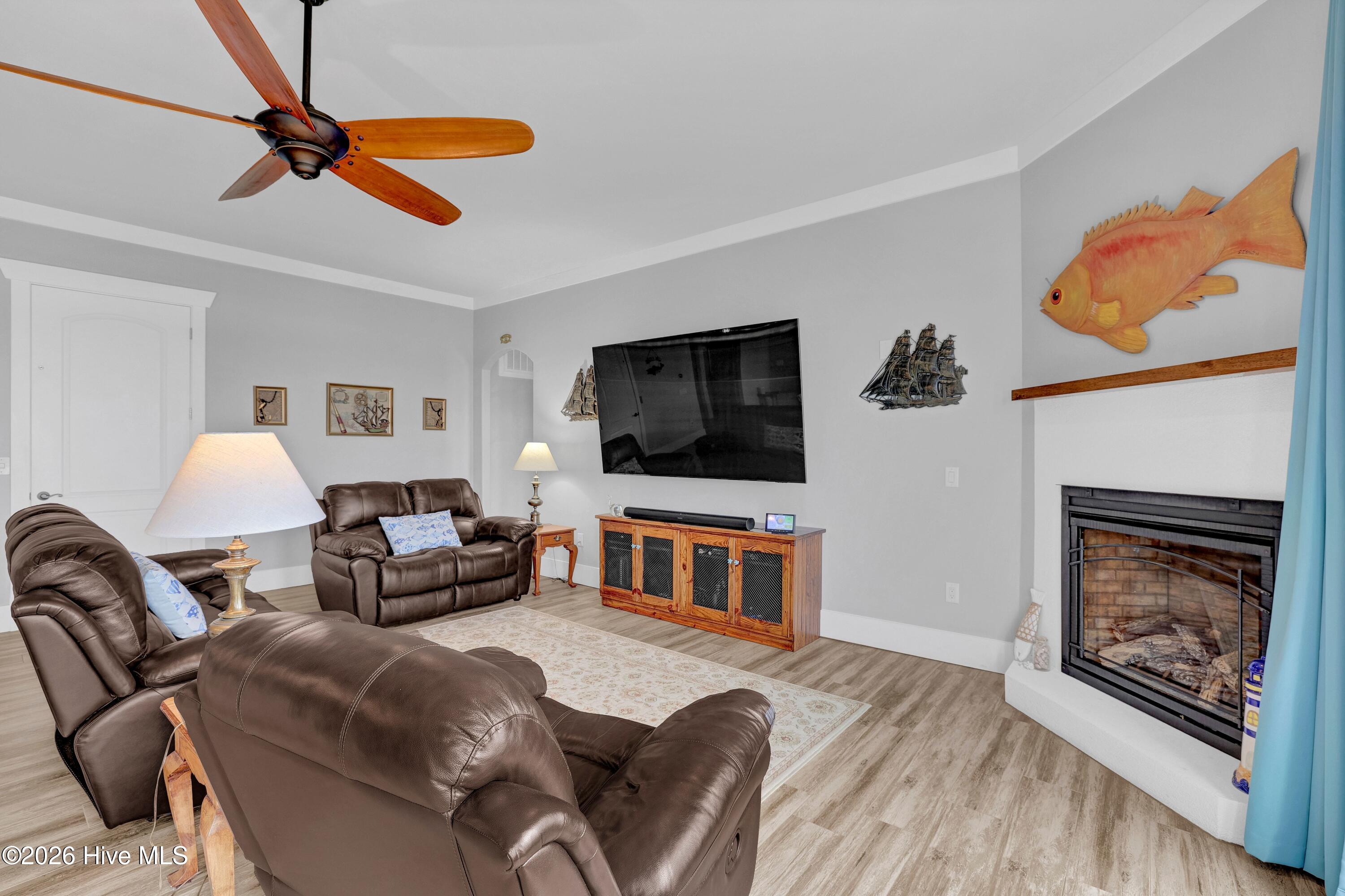 1044 Mallard Bay Drive Property Photo 3