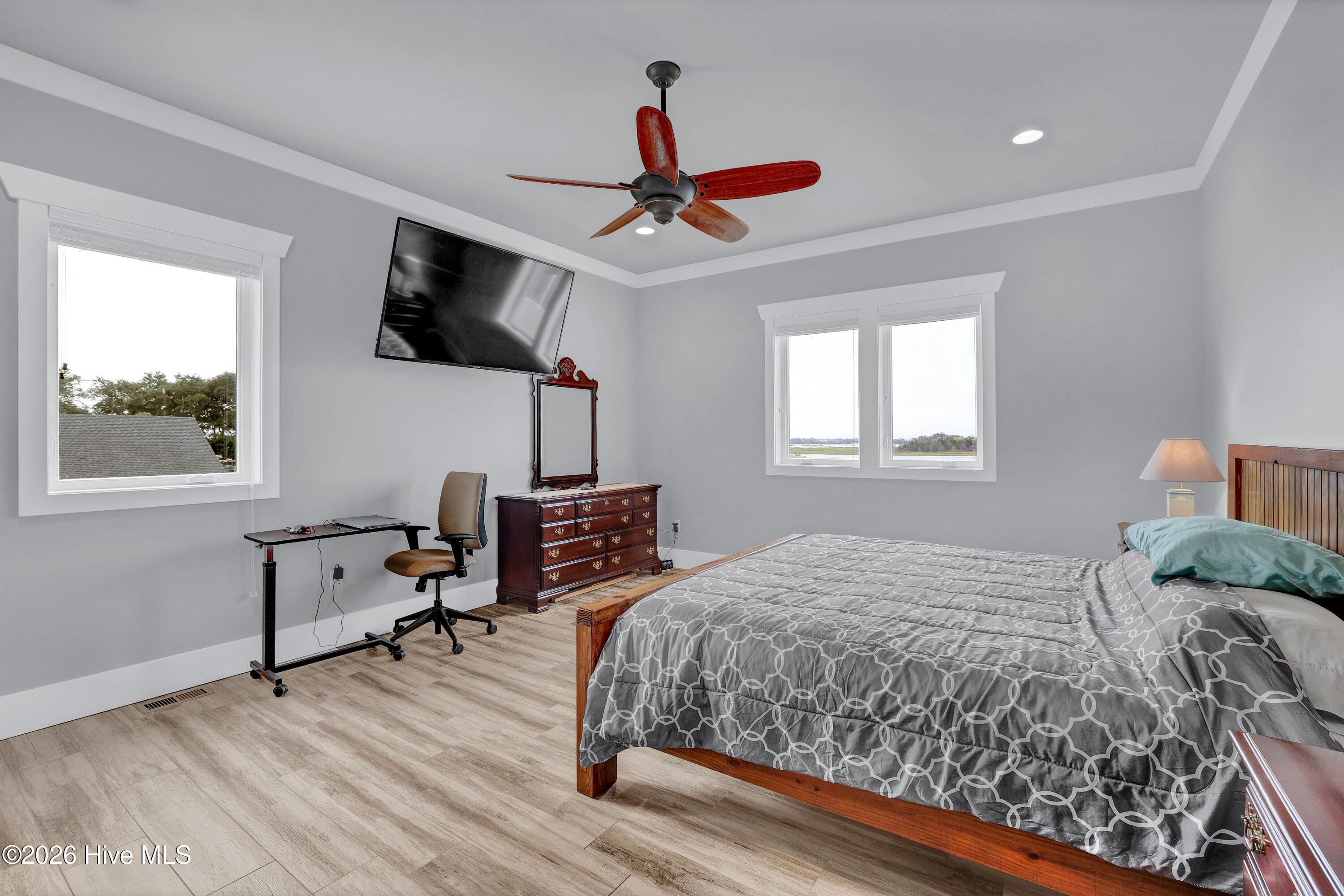 1044 Mallard Bay Drive Property Photo 13
