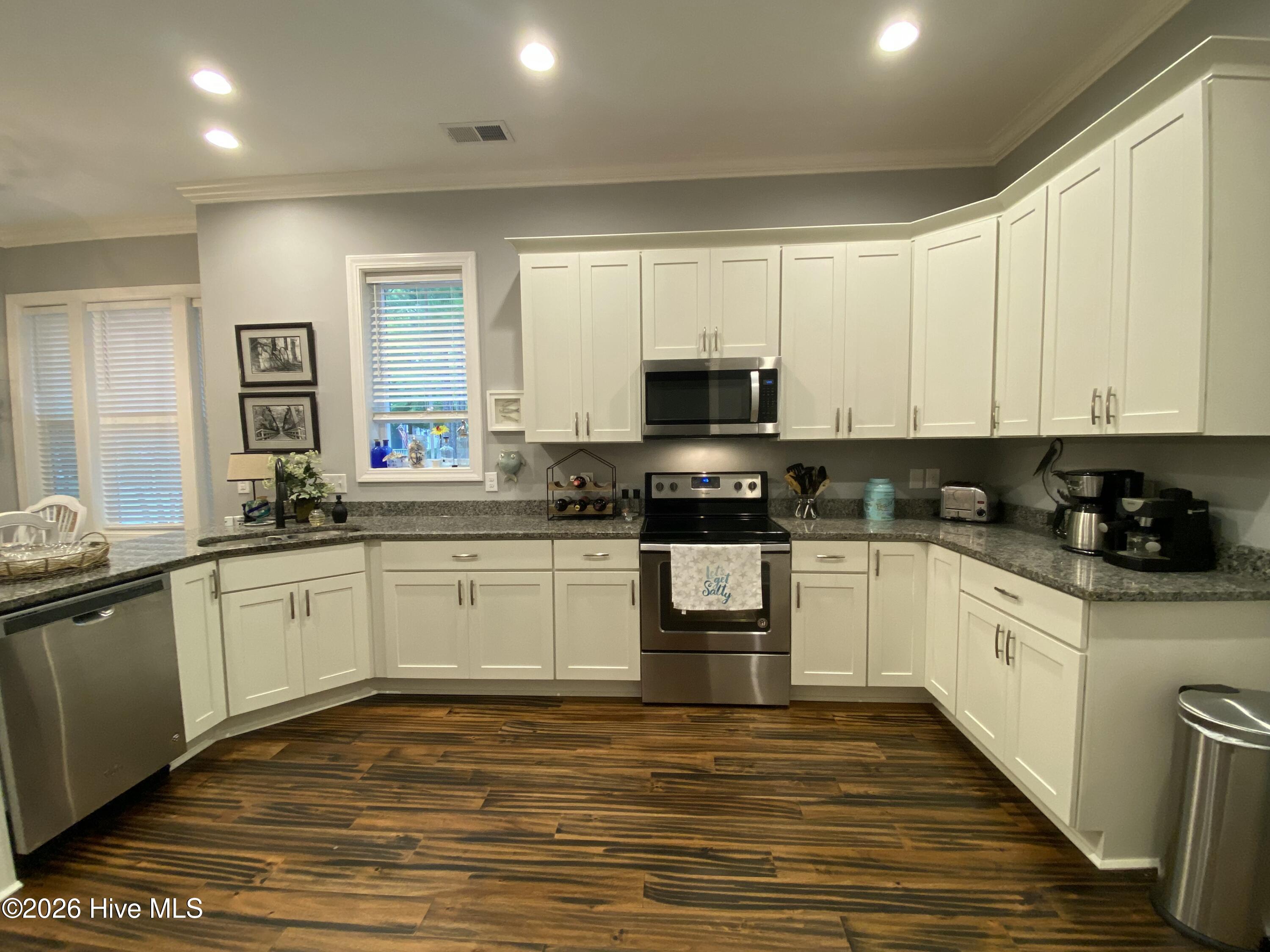 5018 Walton Street Property Photo 15