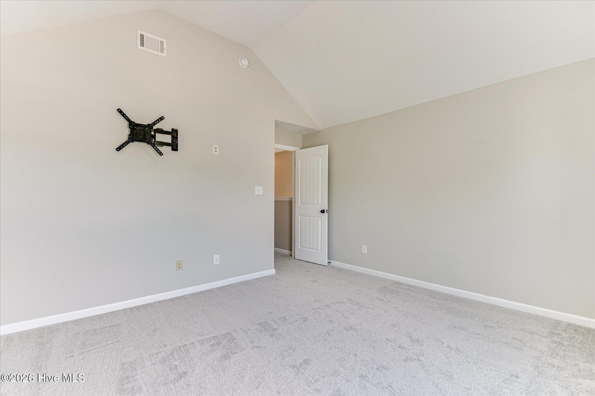 7002 Summerton Drive Property Photo 19