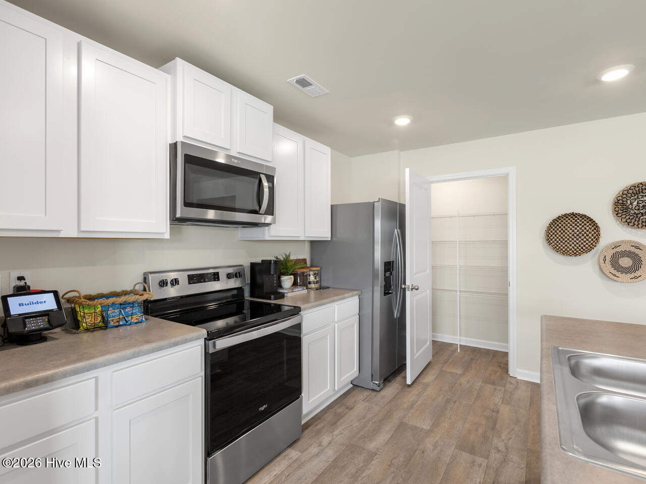 1034 Pampas Grass Drive Lot 331 Property Photo 5