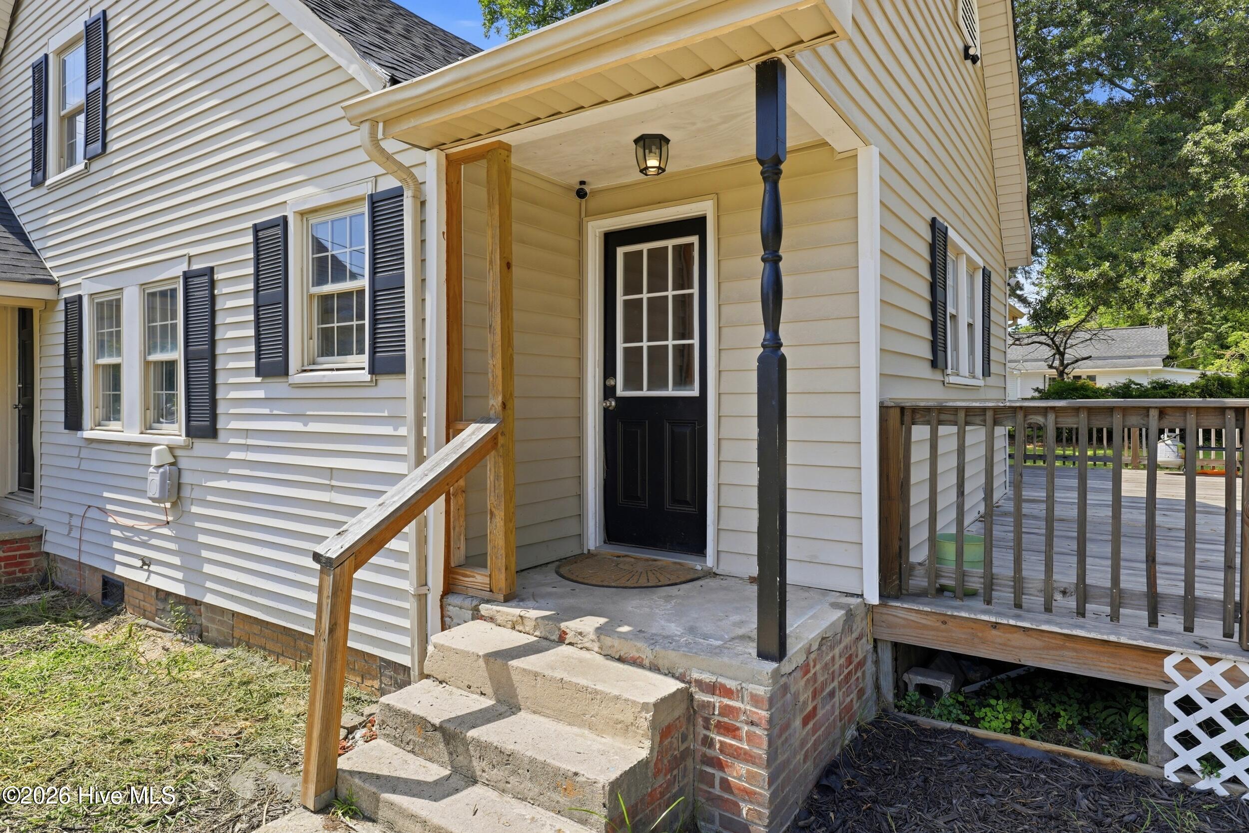 421 S Brown Street Property Photo 7