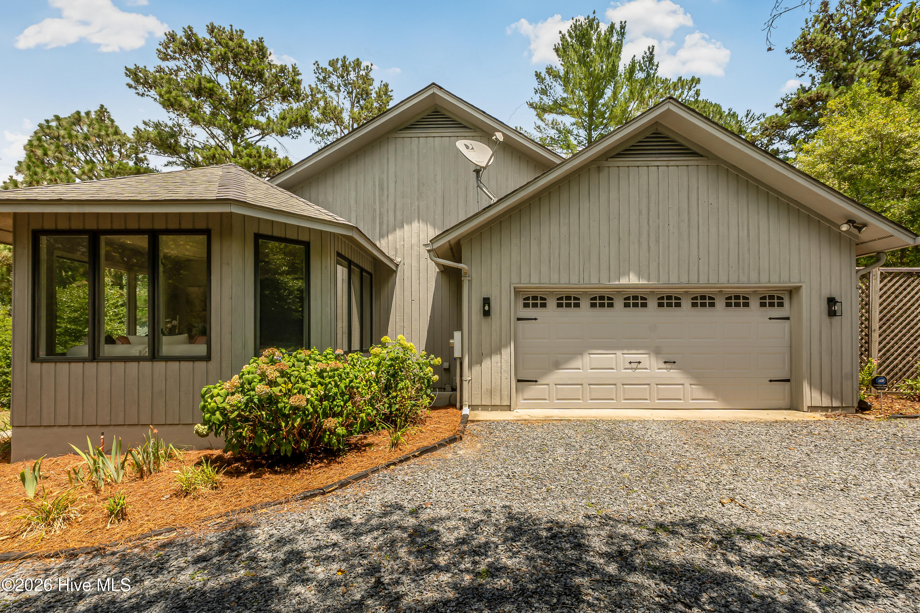 720 Diamondhead Drive S Property Photo 22