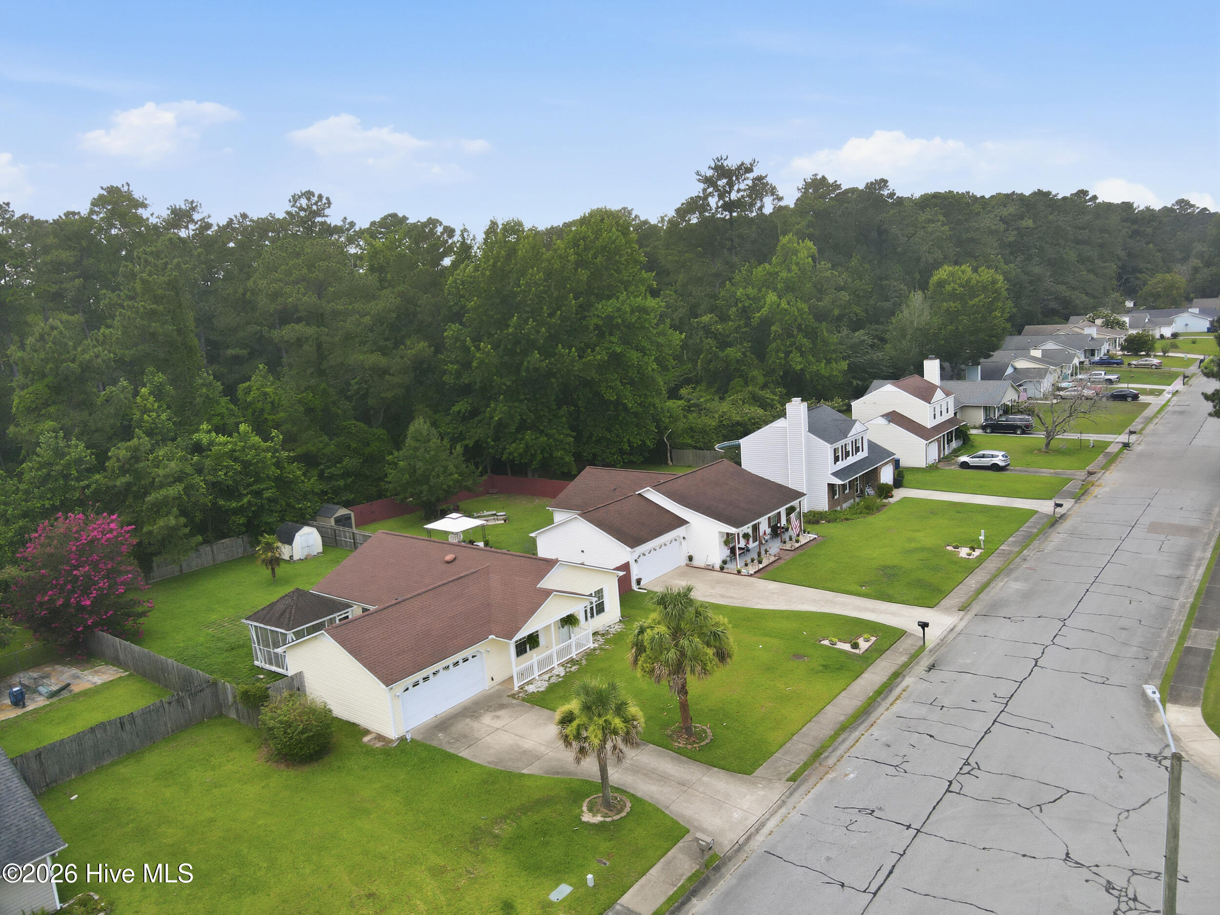 330 Lee Drive Property Photo 4