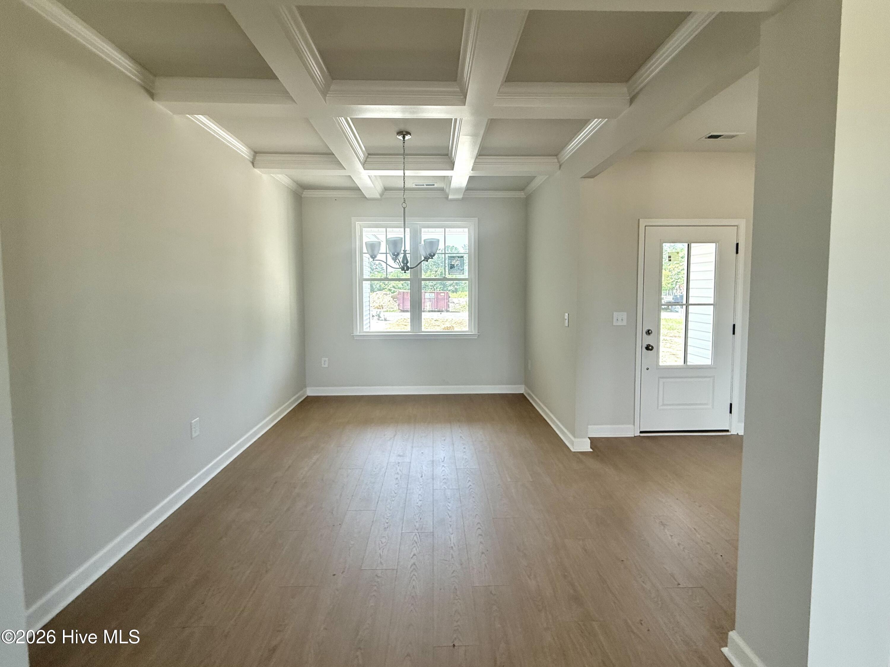 3050 Caroline Avenue Property Photo 7