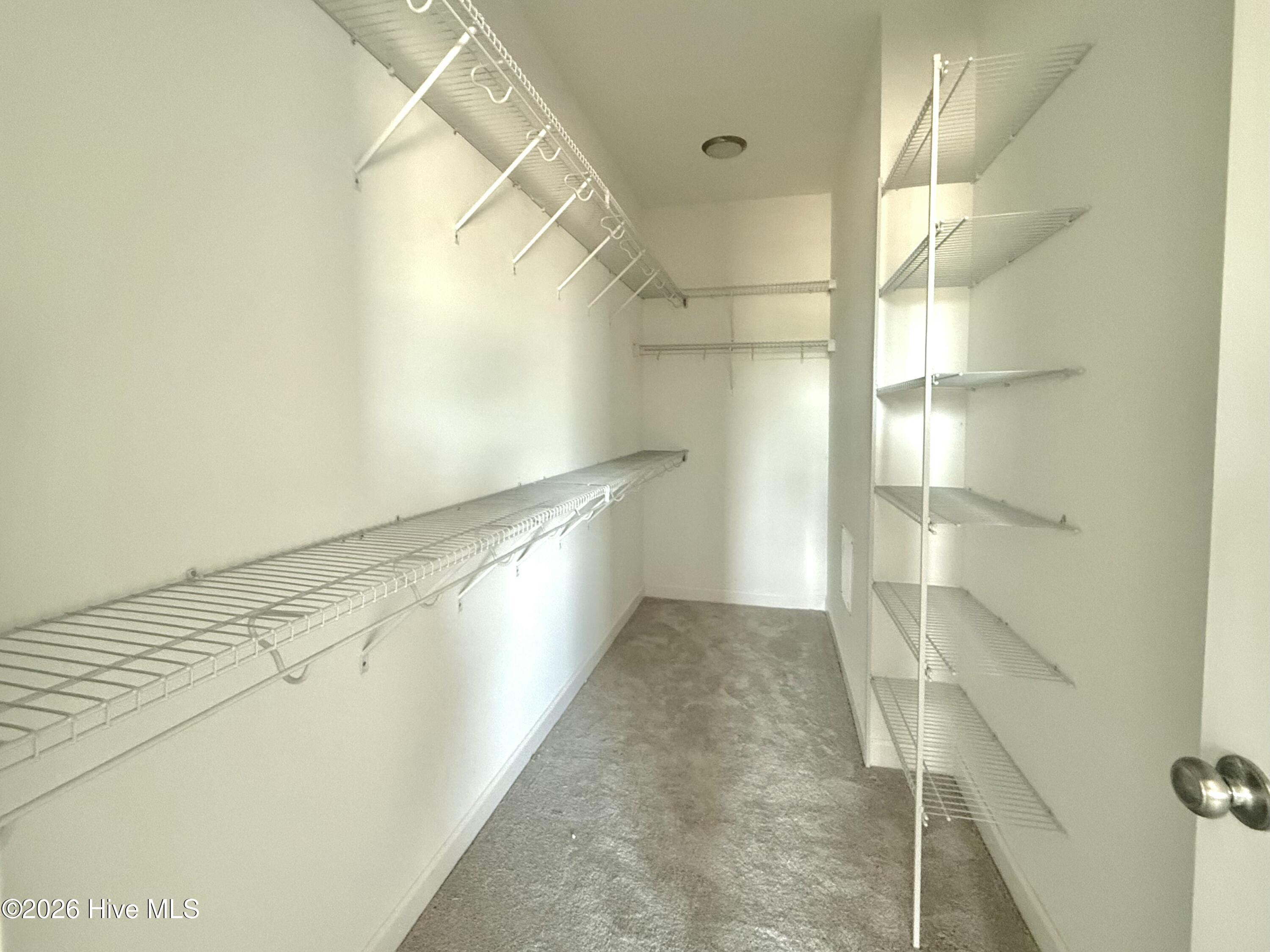 3050 Caroline Avenue Property Photo 11