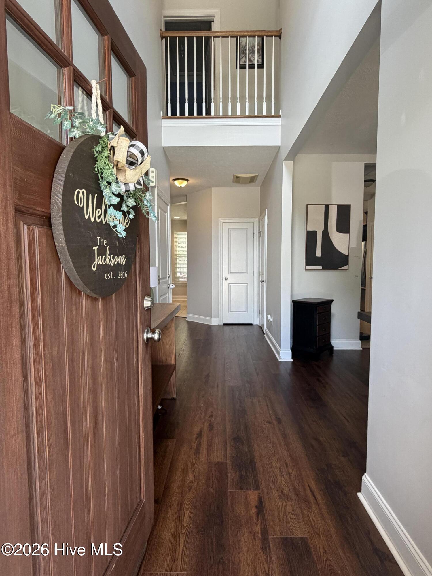 1028 Lancaster Way Property Photo 7