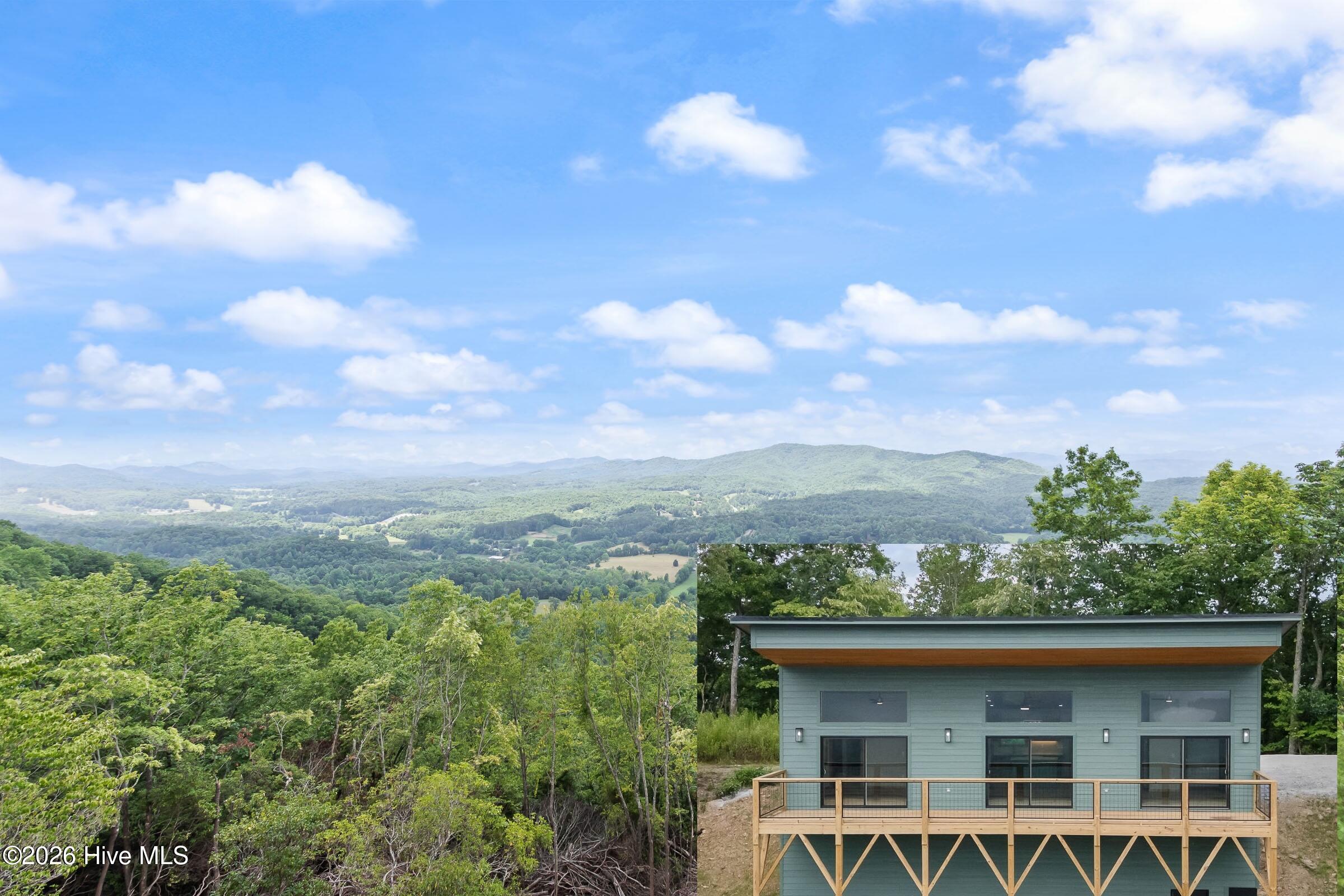 1126 Mason Way Property Photo 1
