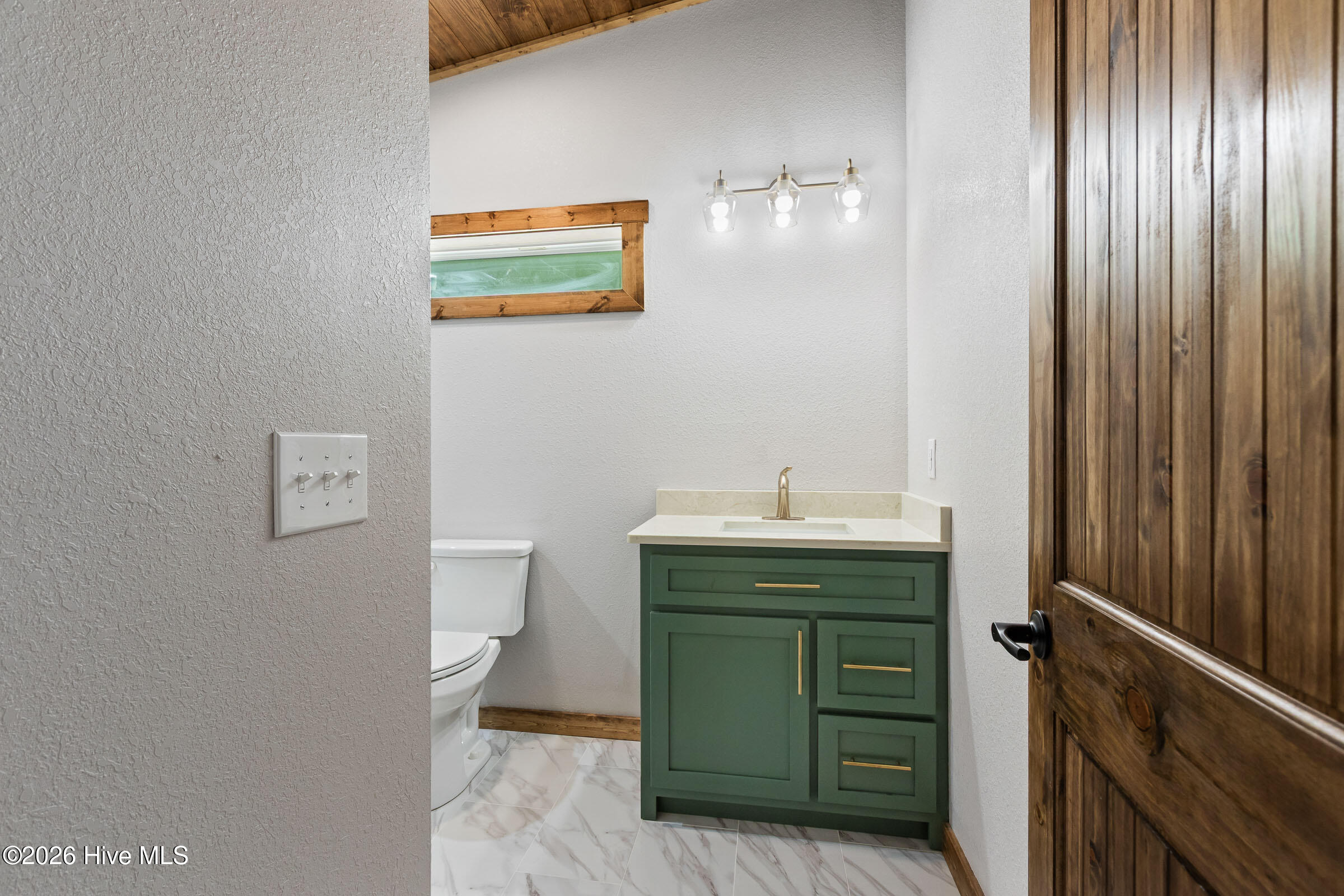 1126 Mason Way Property Photo 34