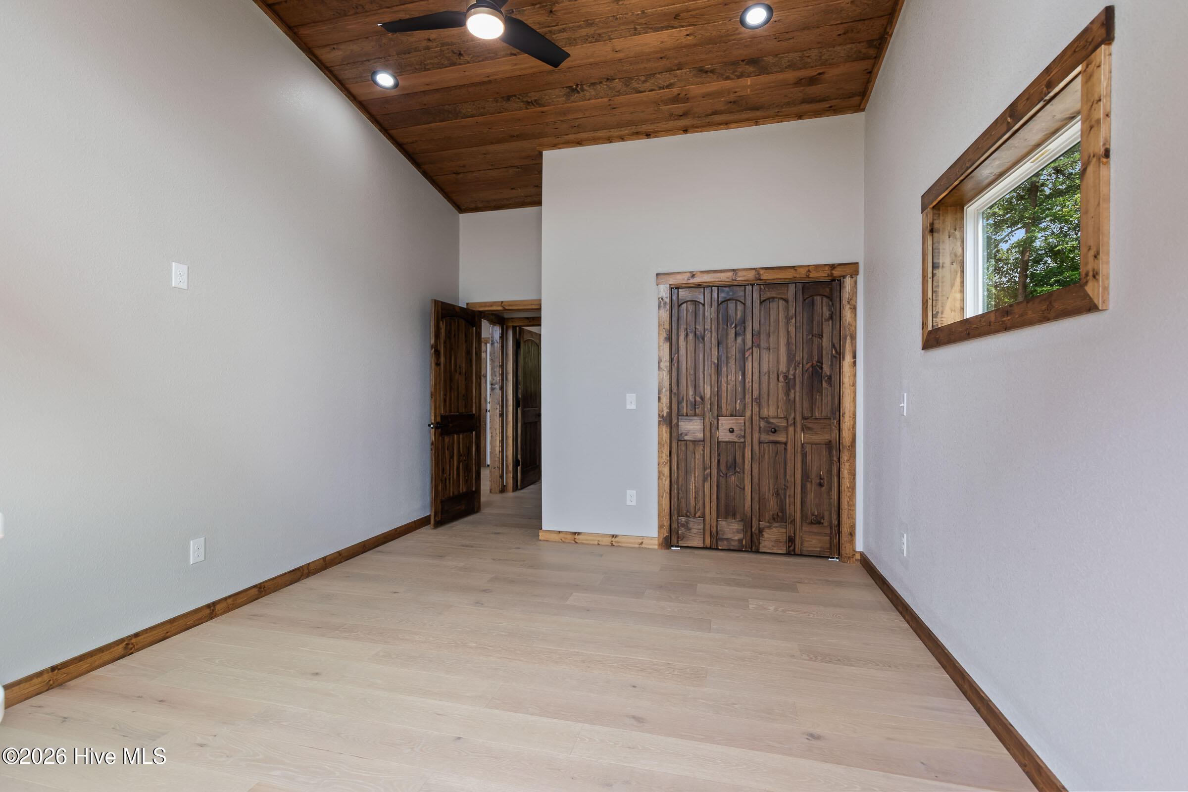 1126 Mason Way Property Photo 41