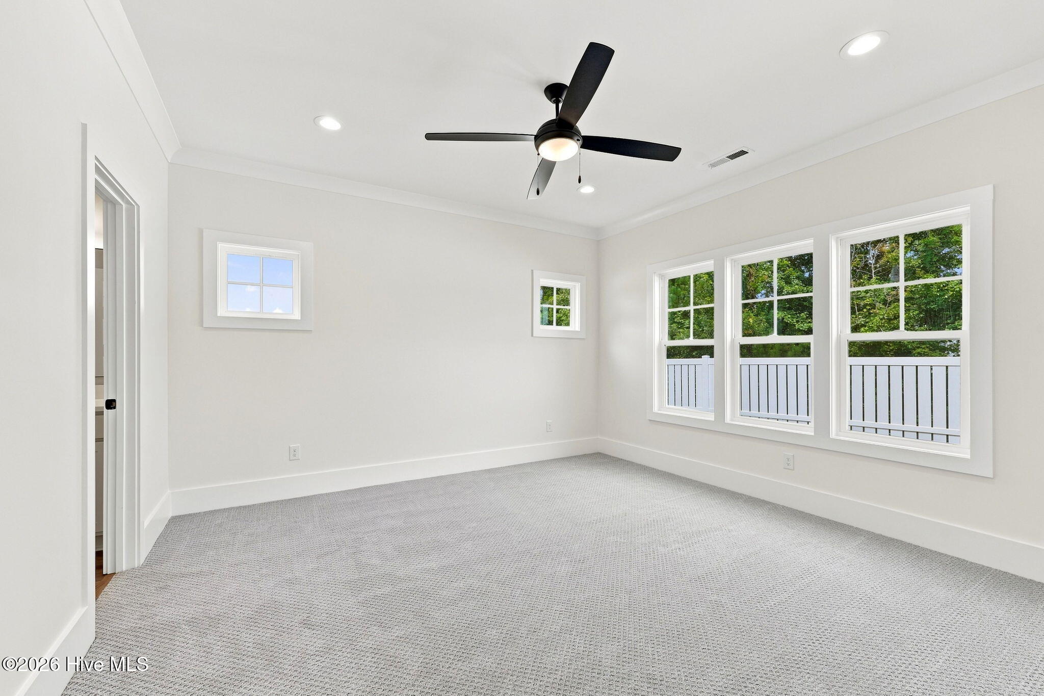 132 Pine View Boulevard Property Photo 9