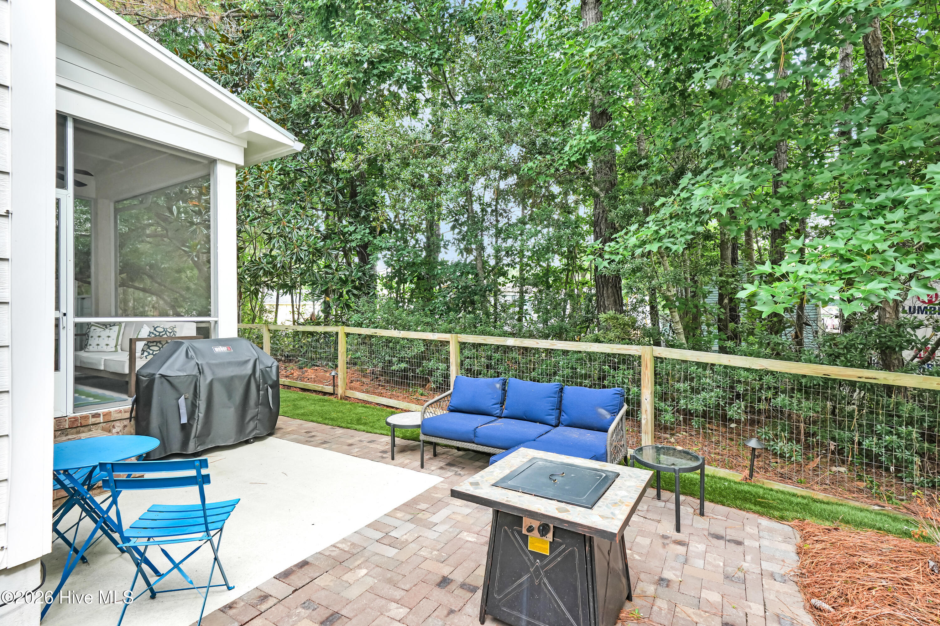 6027 Pine Laurel Drive Property Photo 31