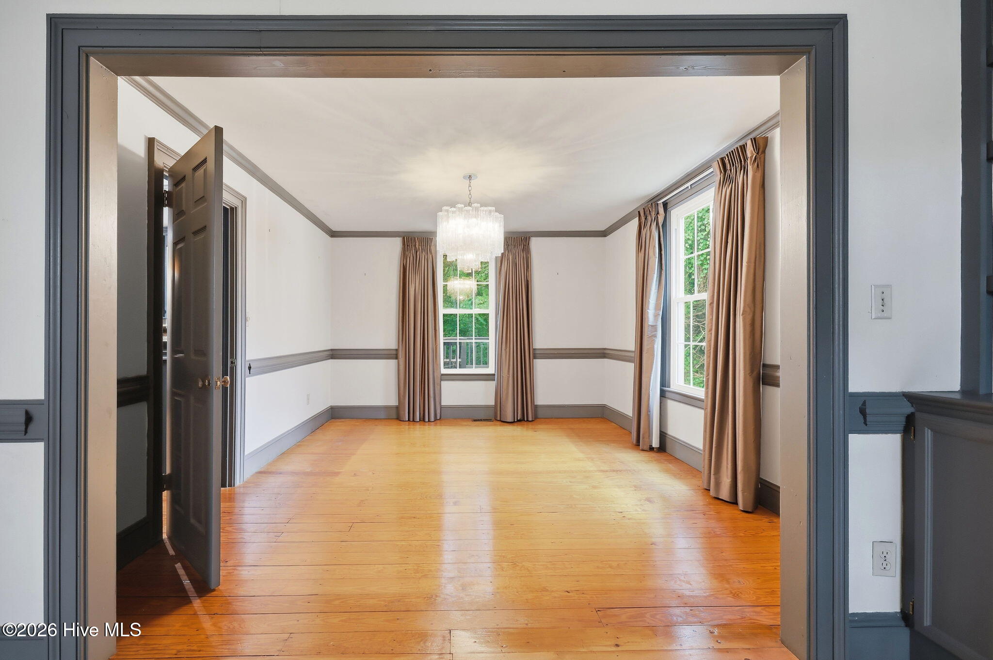1608 Canterbury Road Property Photo 11