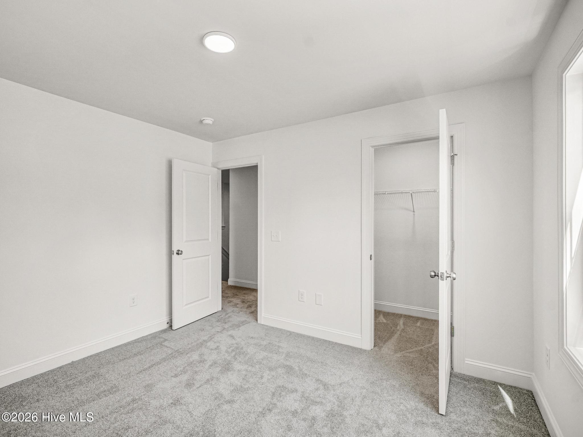 809 Blue Bird Drive Property Photo 24