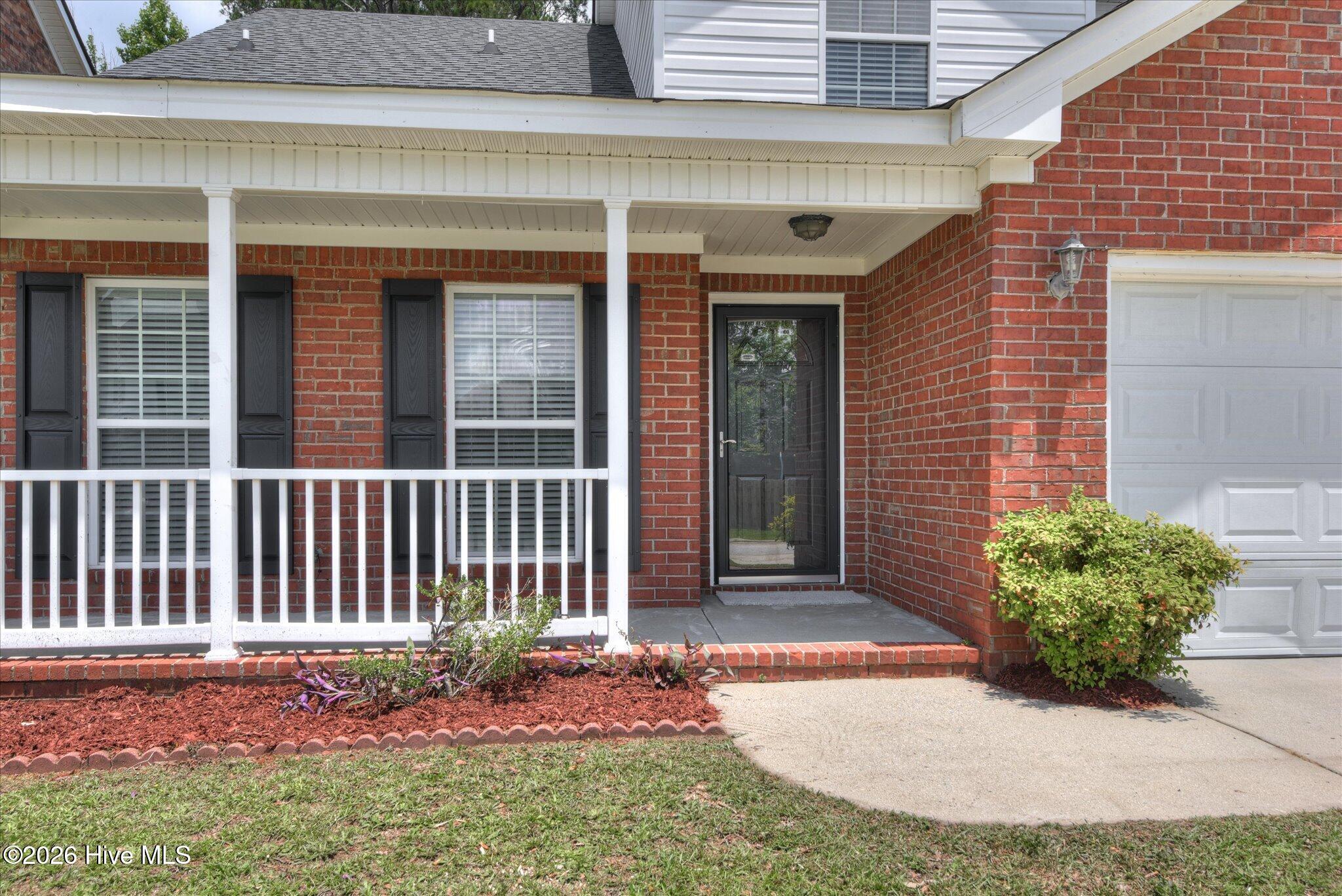 7604 Pleasantville Way Property Photo 4