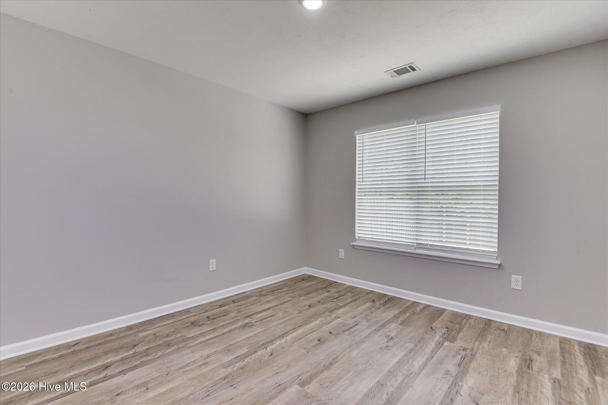 7604 Pleasantville Way Property Photo 8