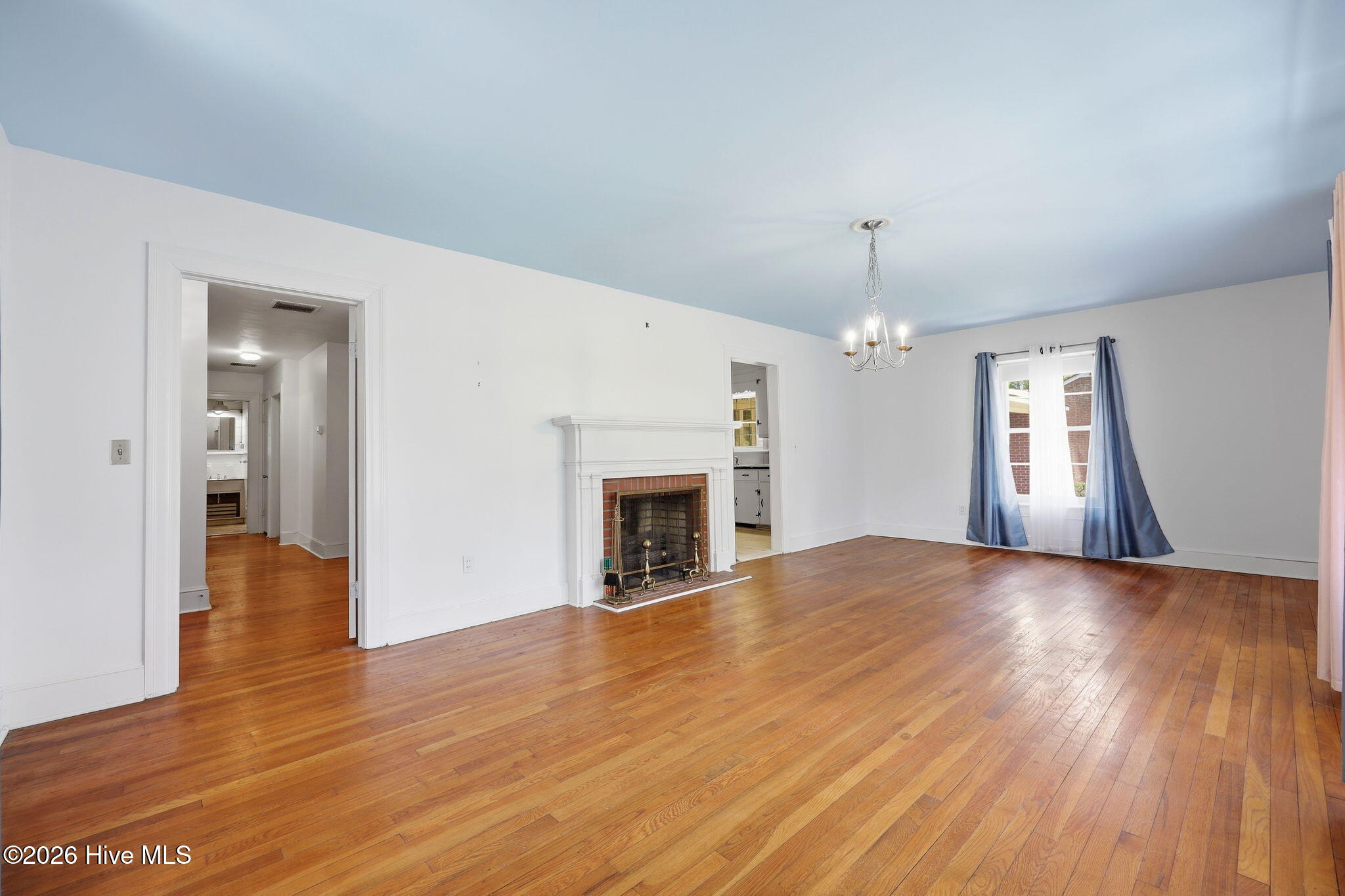 211 Nelson Street Property Photo 16