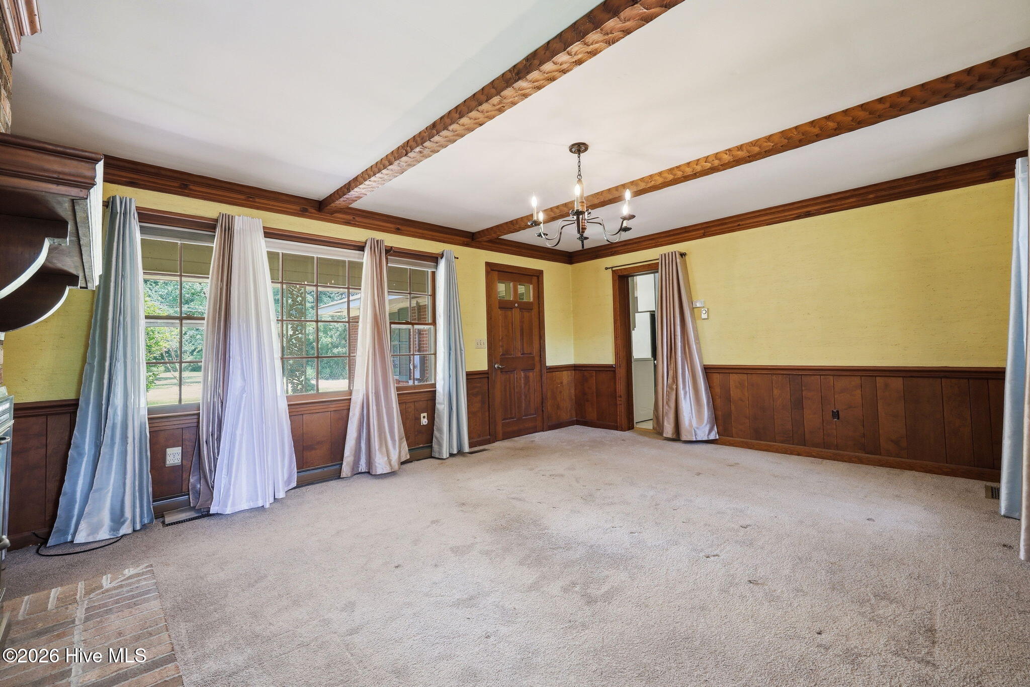 211 Nelson Street Property Photo 25
