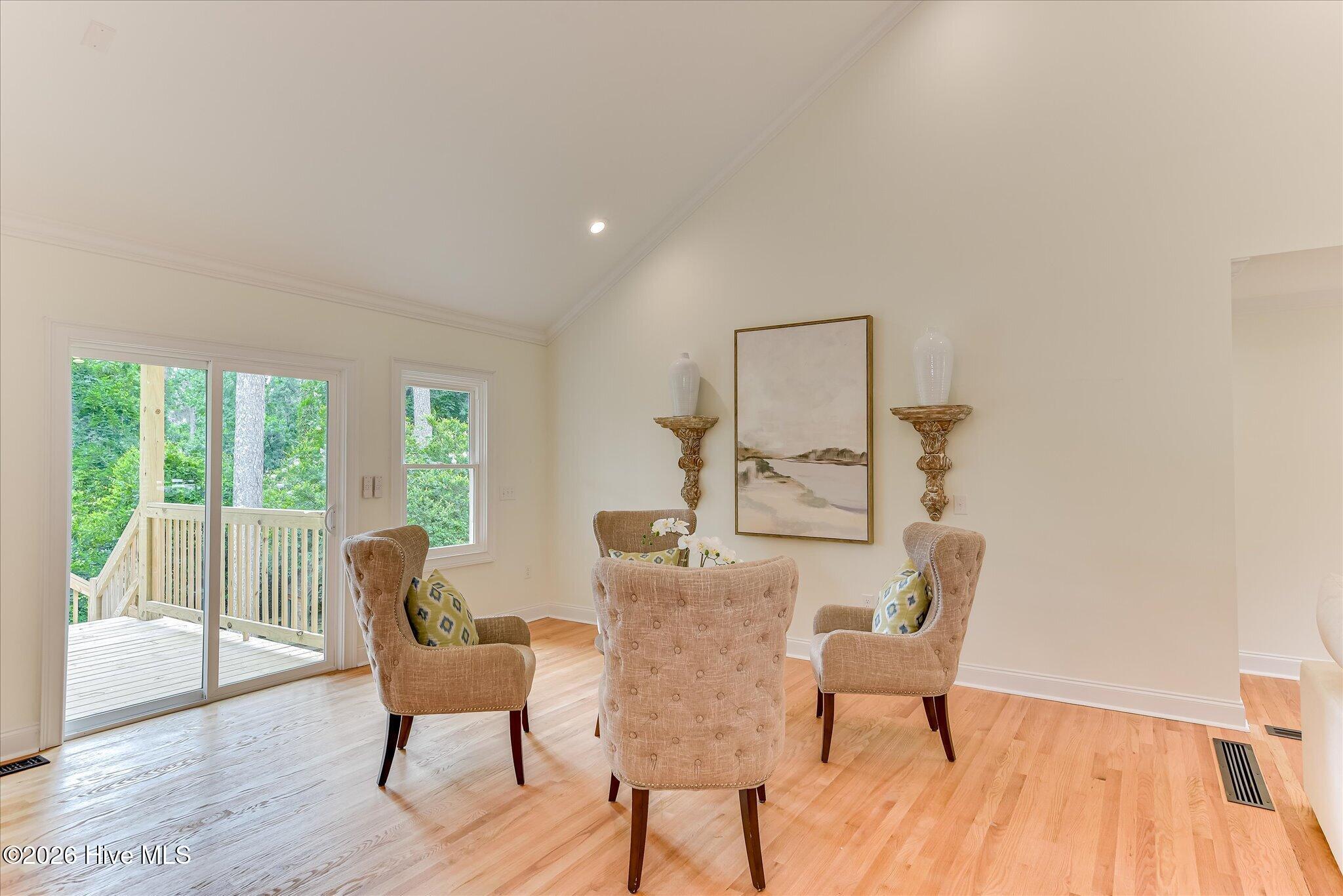 614 Oberlin Road Property Photo 14