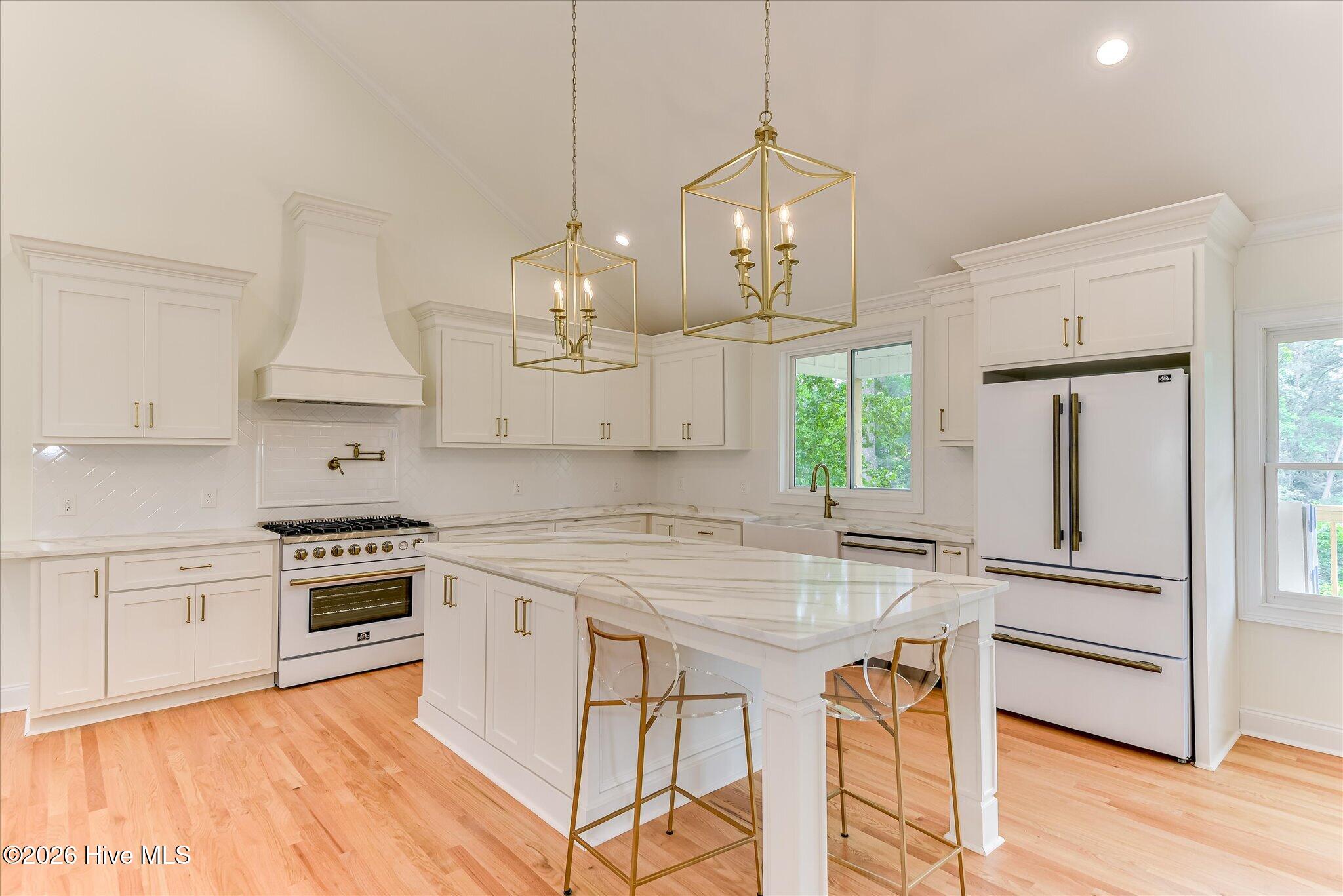 614 Oberlin Road Property Photo 18