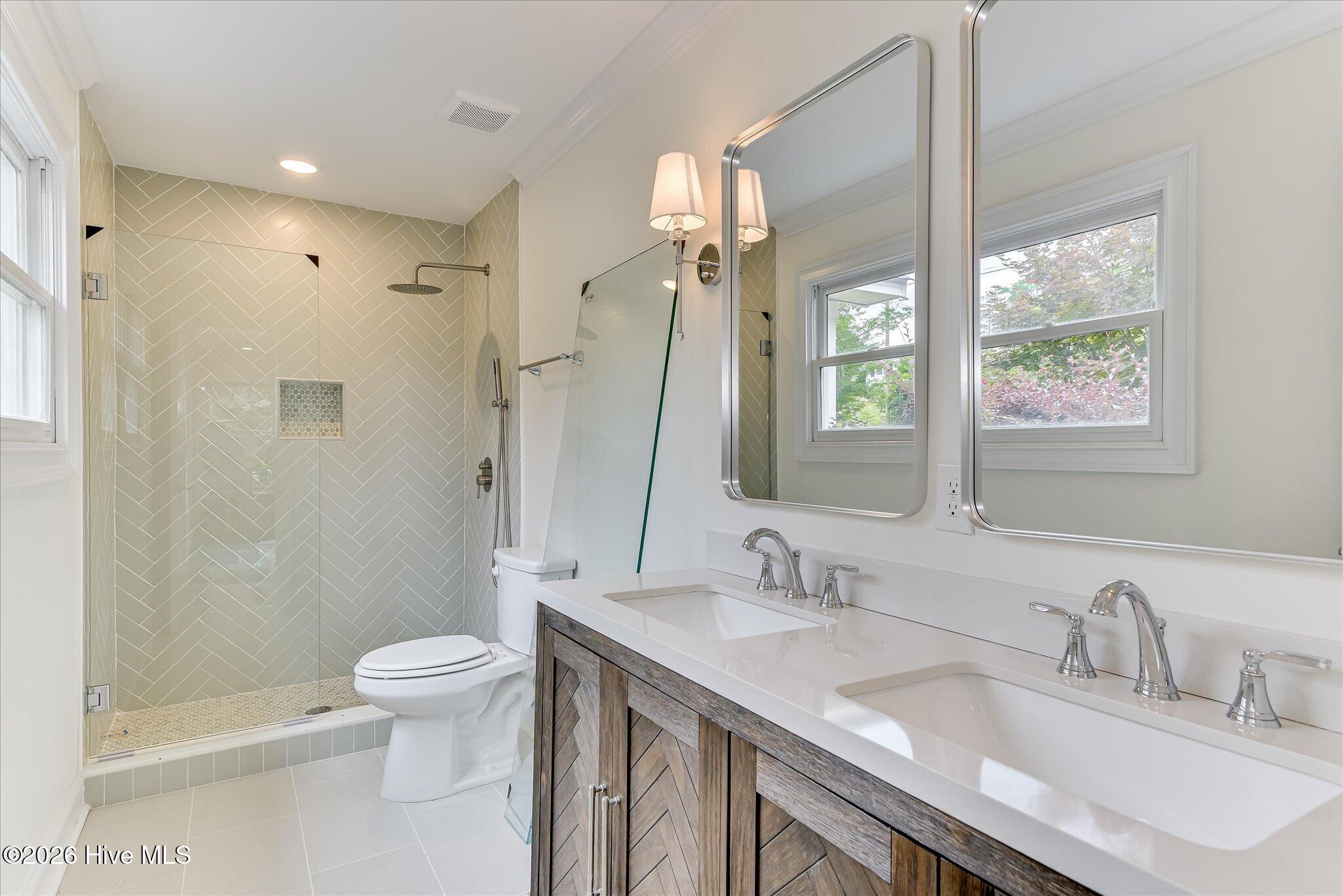 614 Oberlin Road Property Photo 34