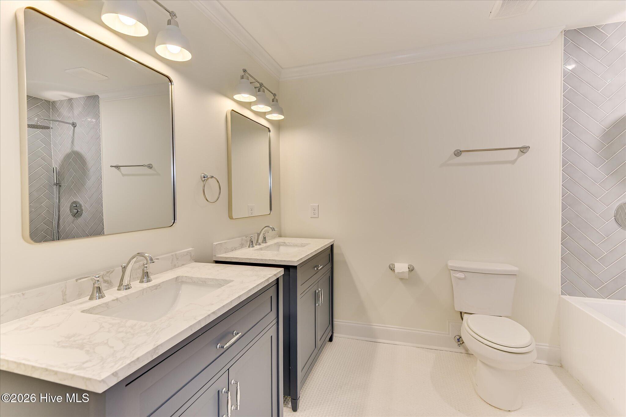 614 Oberlin Road Property Photo 37