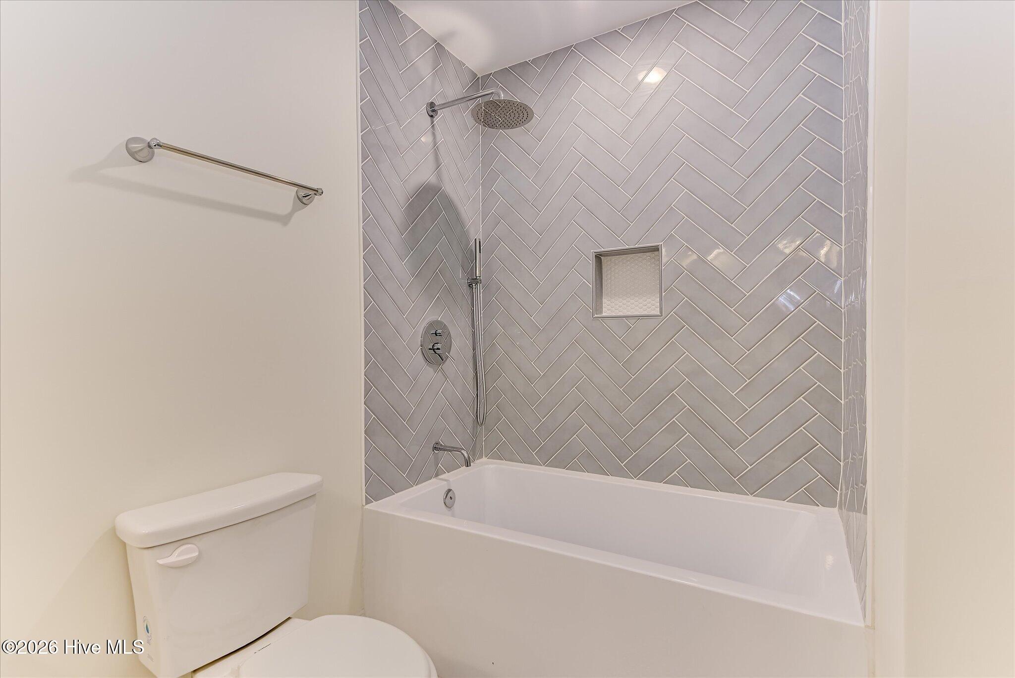 614 Oberlin Road Property Photo 38
