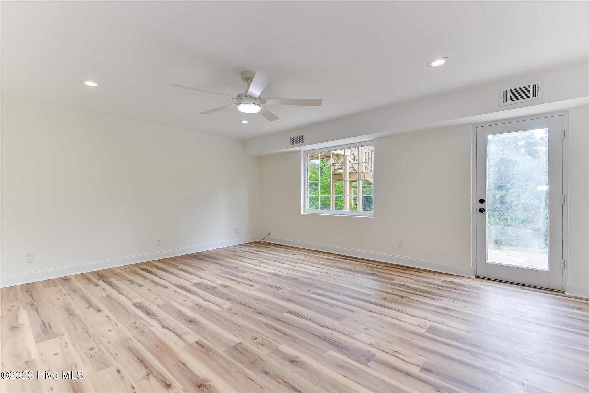 614 Oberlin Road Property Photo 42
