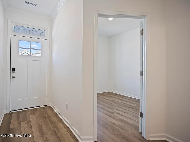 4694 Hartshorn Circle Property Photo 7