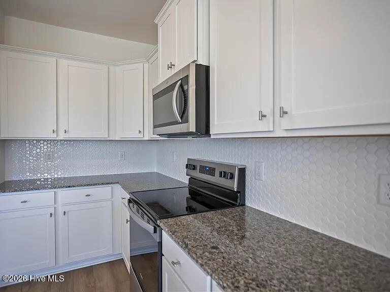 4694 Hartshorn Circle Property Photo 13