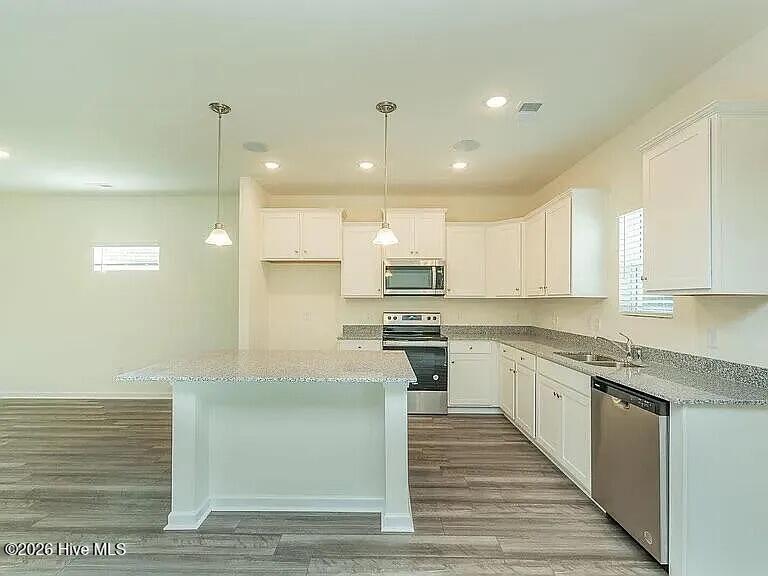 4605 Hartshorn Circle Property Photo 8