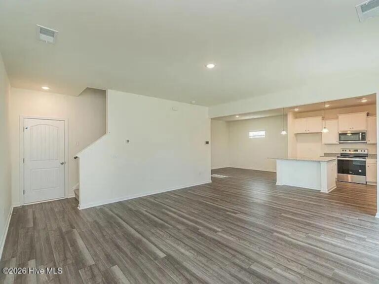 4605 Hartshorn Circle Property Photo 14
