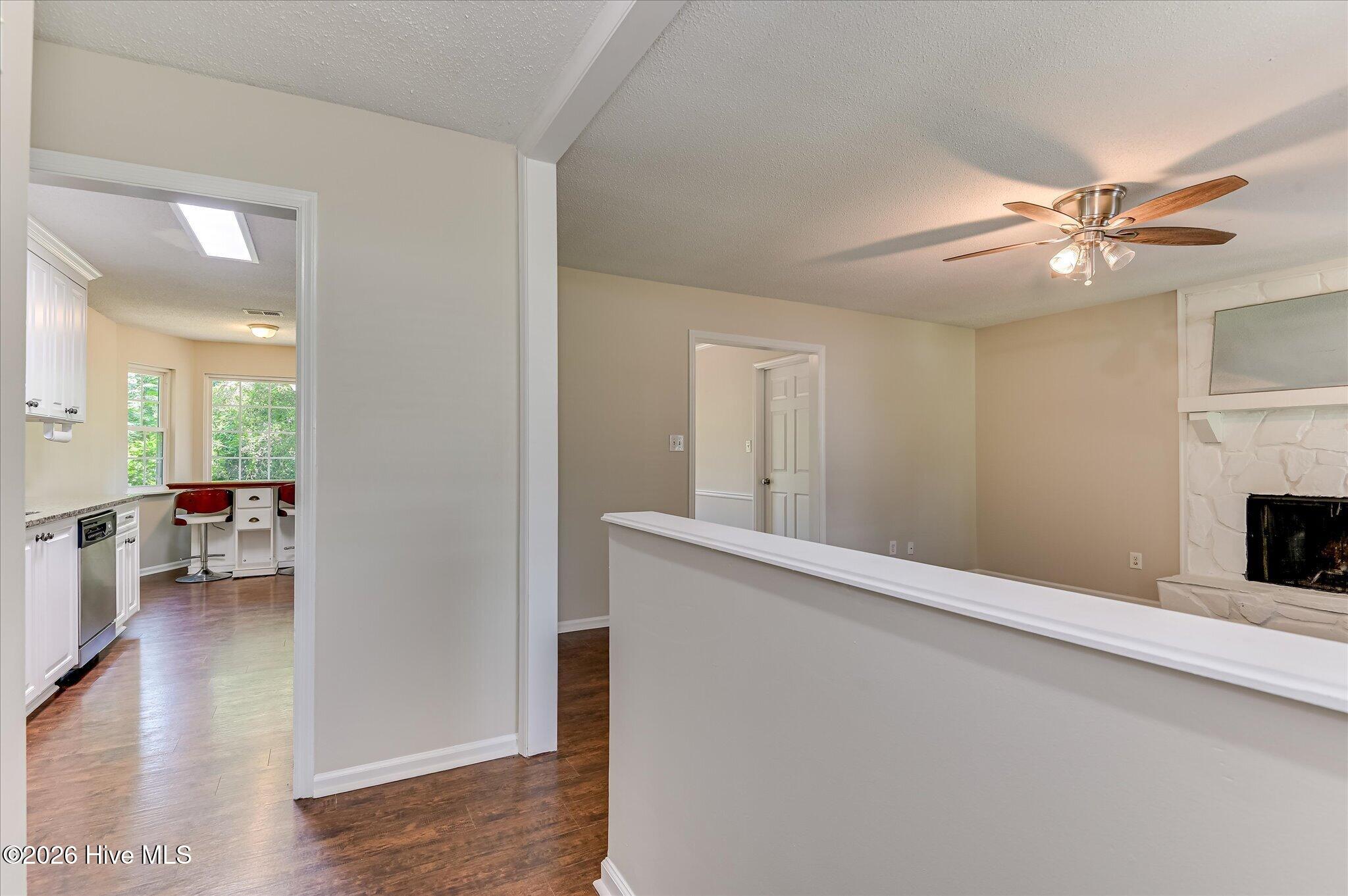 348 Stagecoach Way Property Photo 6