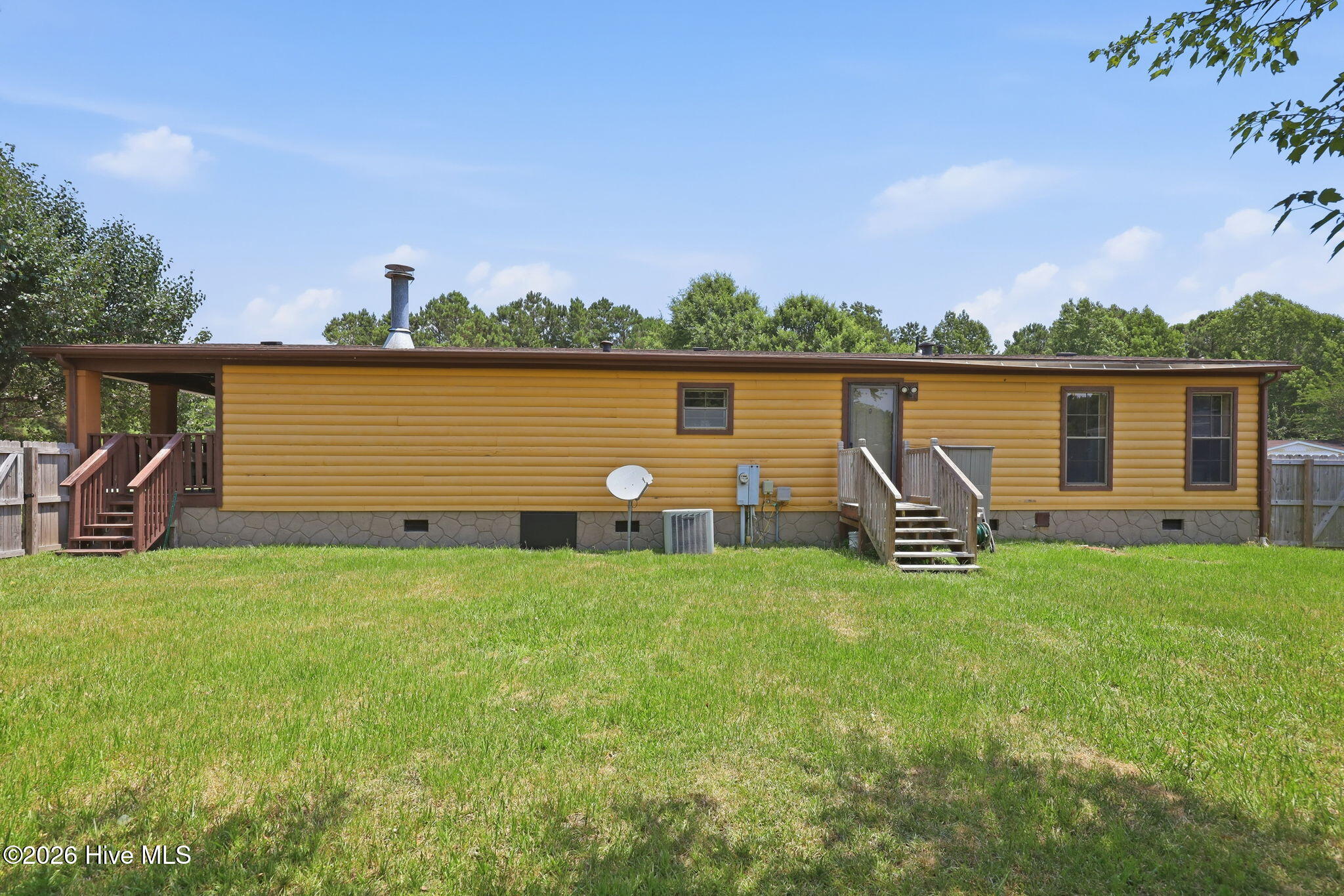 100 Maplecrest Way Property Photo 27