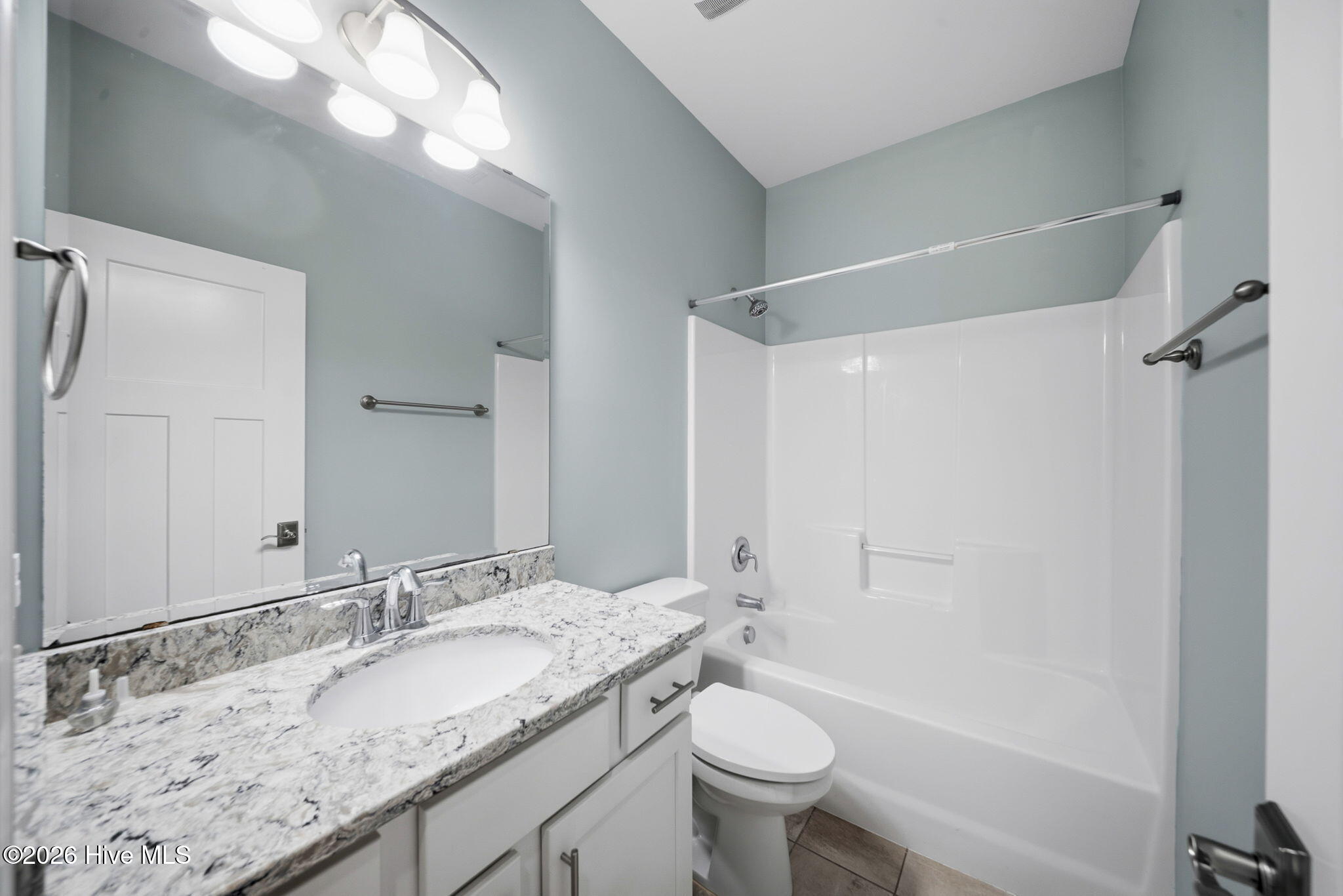 105 N Lamplighters Walk Property Photo 26