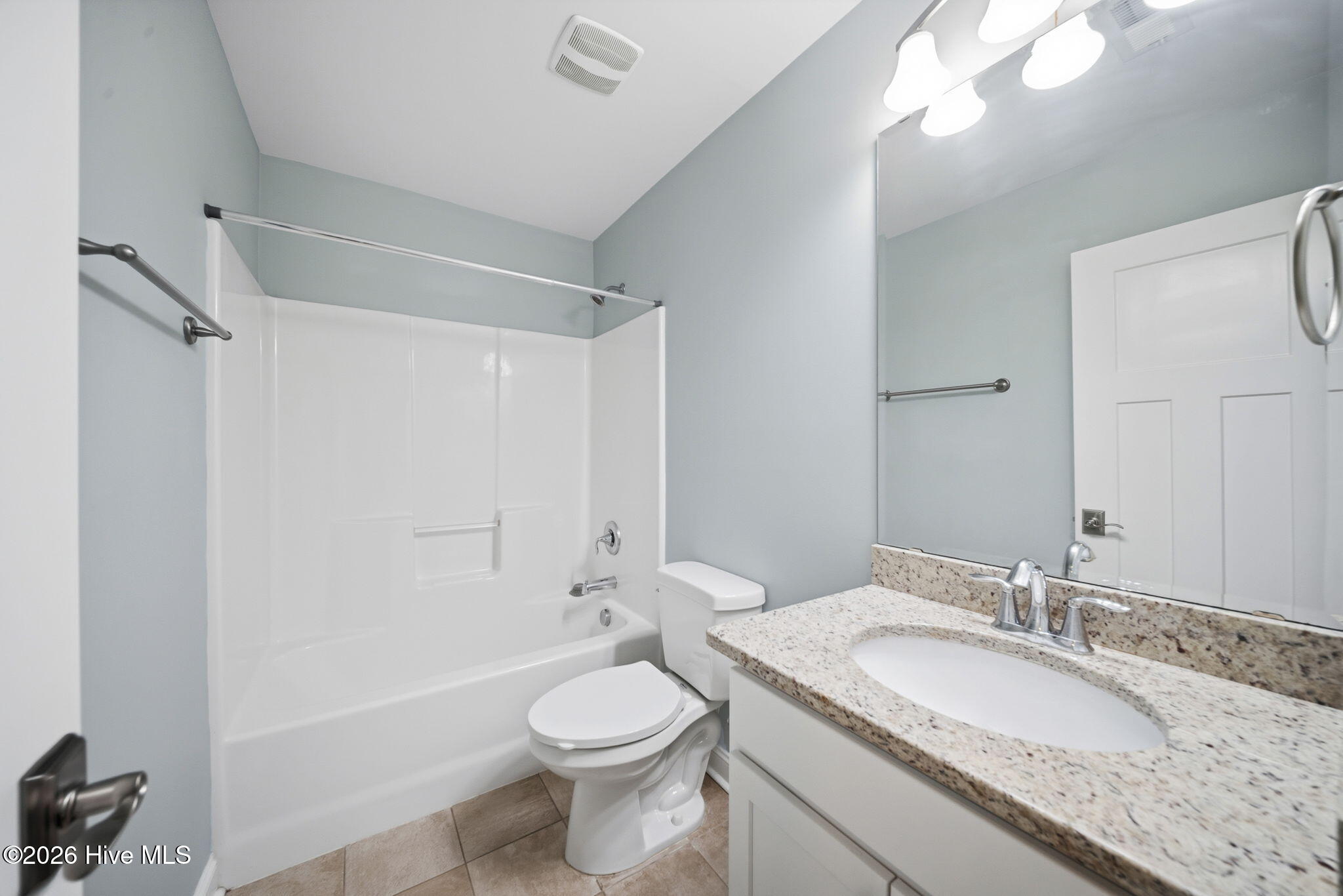105 N Lamplighters Walk Property Photo 32